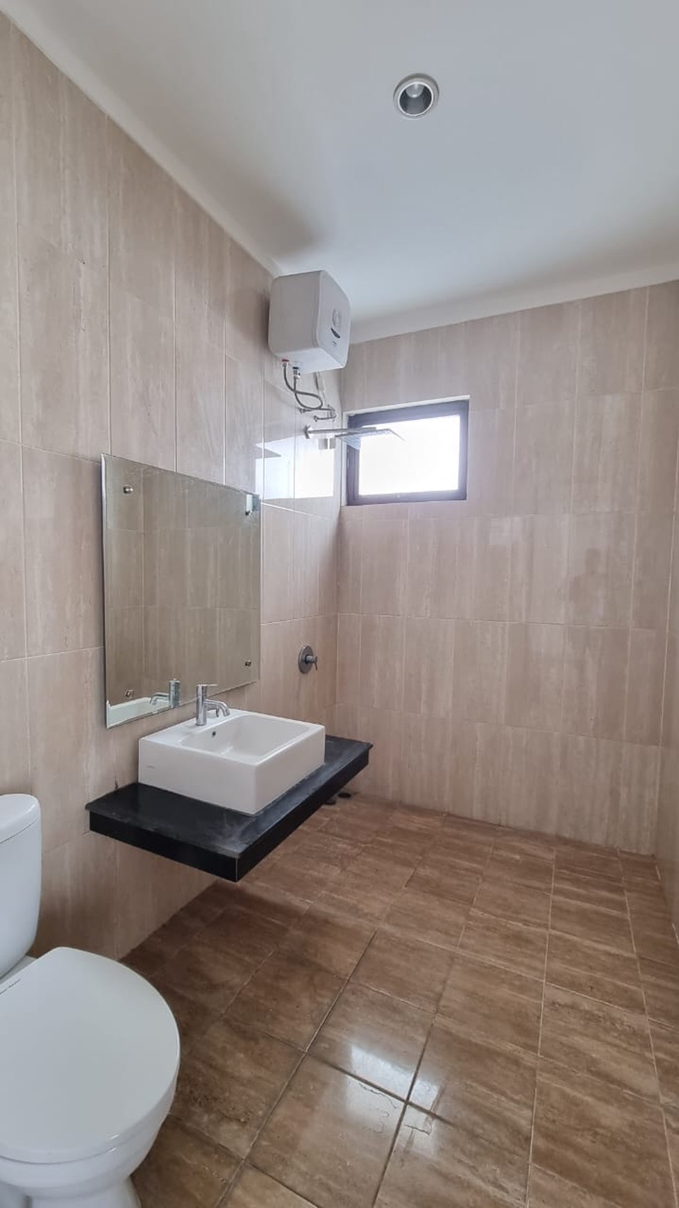 Rumah 2½ Lantai Siap Huni Premium Area Semi Furnished @Bintaro-Sektor 7