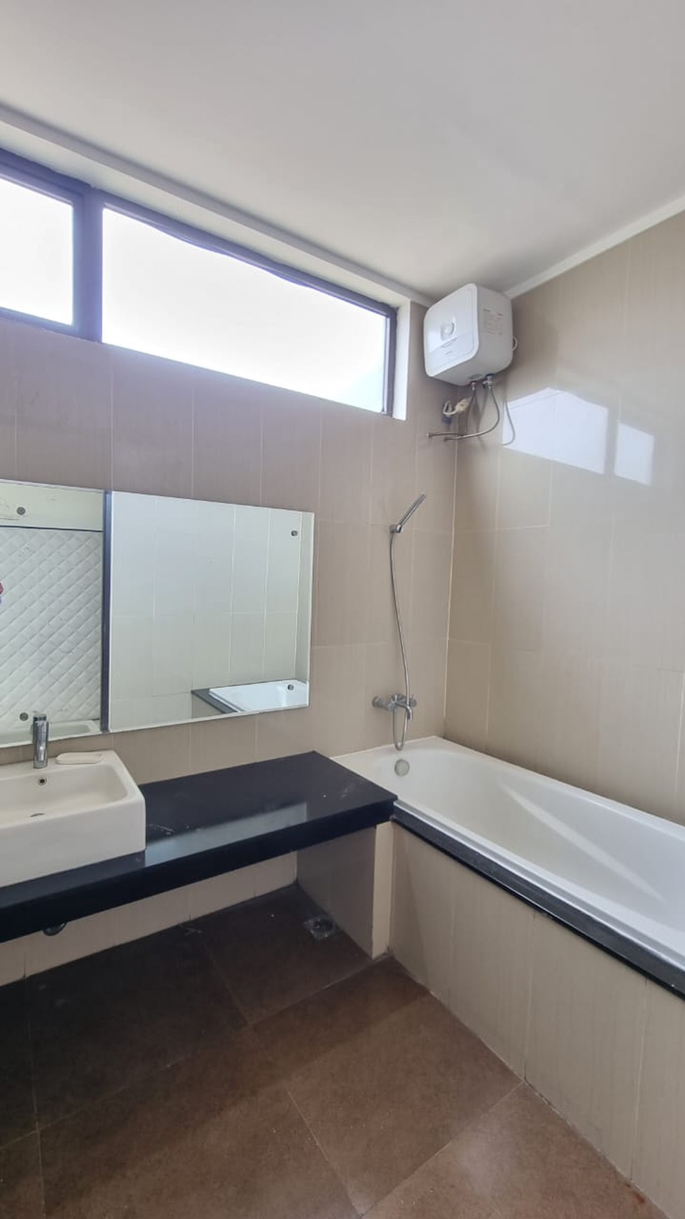 Rumah 2½ Lantai Siap Huni Premium Area Semi Furnished @Bintaro-Sektor 7