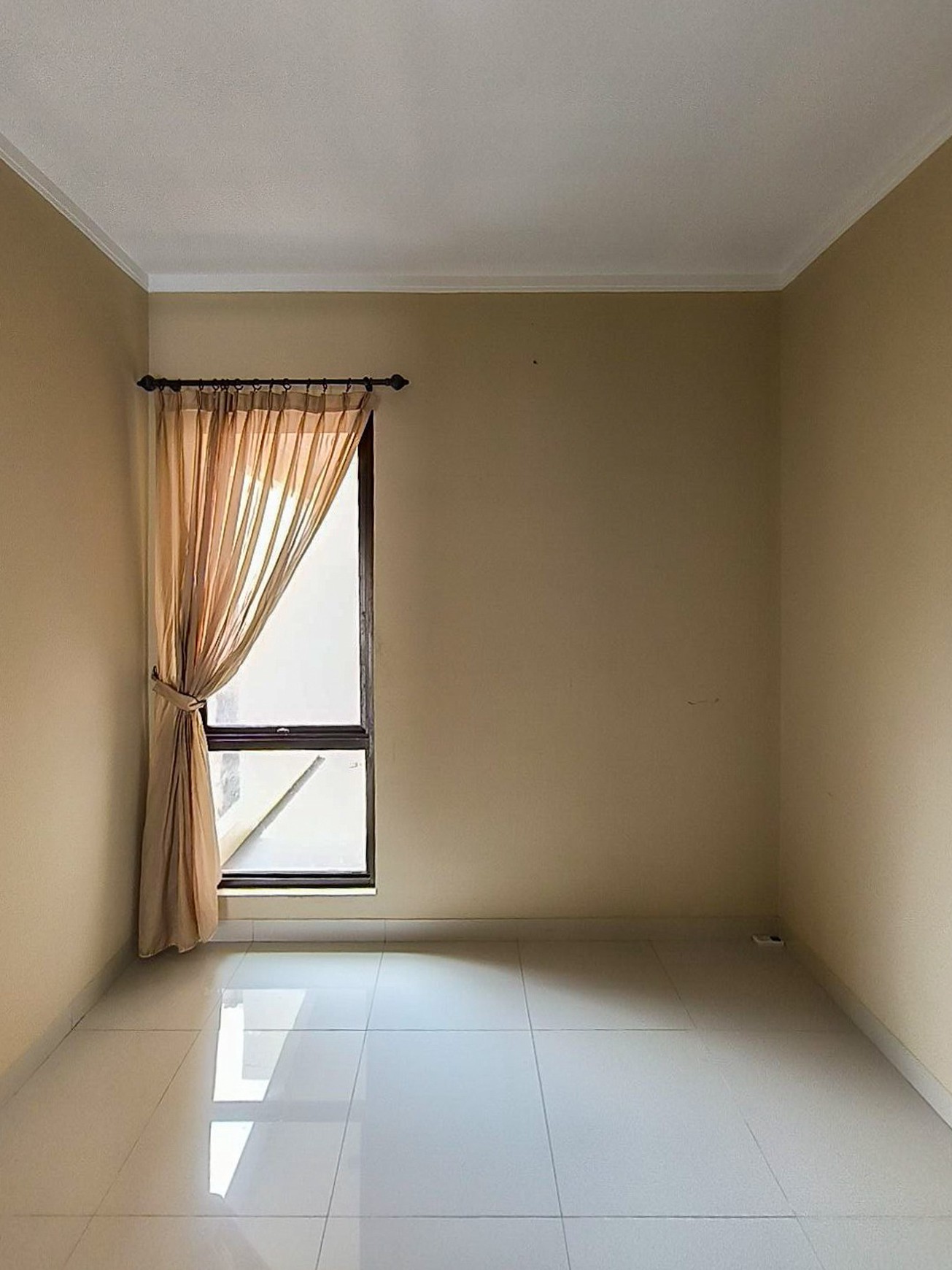 Rumah 2 lantai,luas tanah 144 di Bintaro Jaya sektor 7