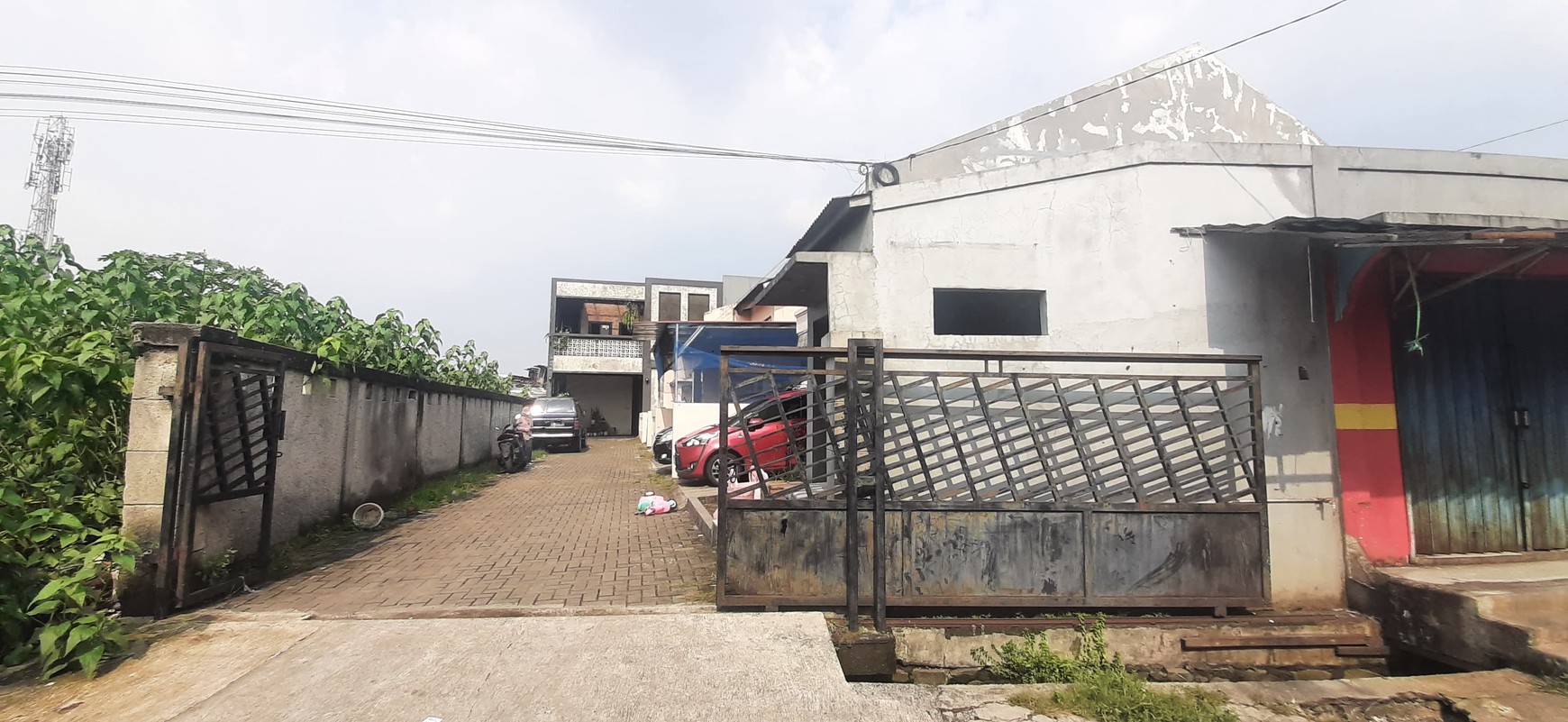 Dijual Cluster 5 unit rumah & 2 toko cocok untuk Investasi di Pondok Aren