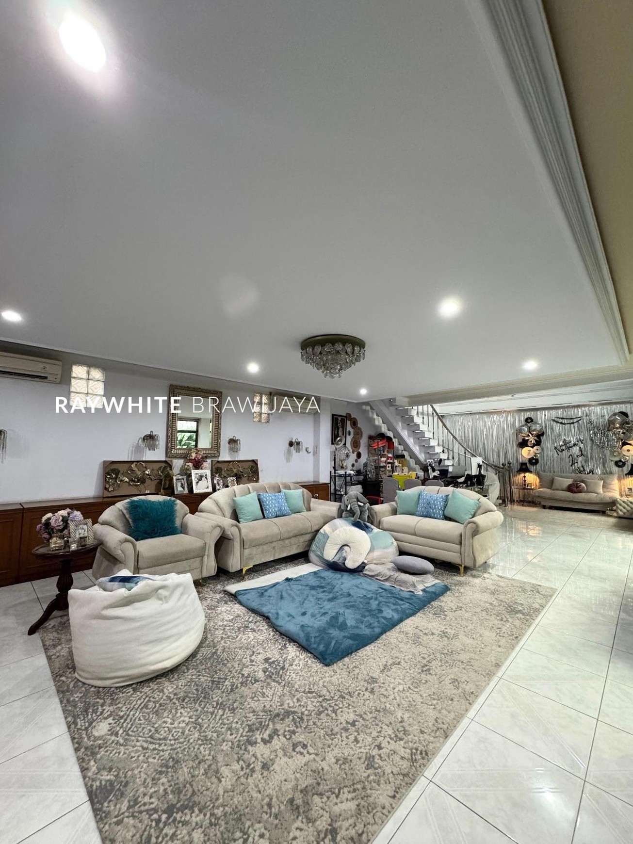 Rumah Dalam Cluster Lingkungan Tenang Area Bangka Kemang