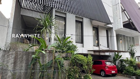 Rumah Dalam Cluster Lingkungan Tenang Area Bangka Kemang