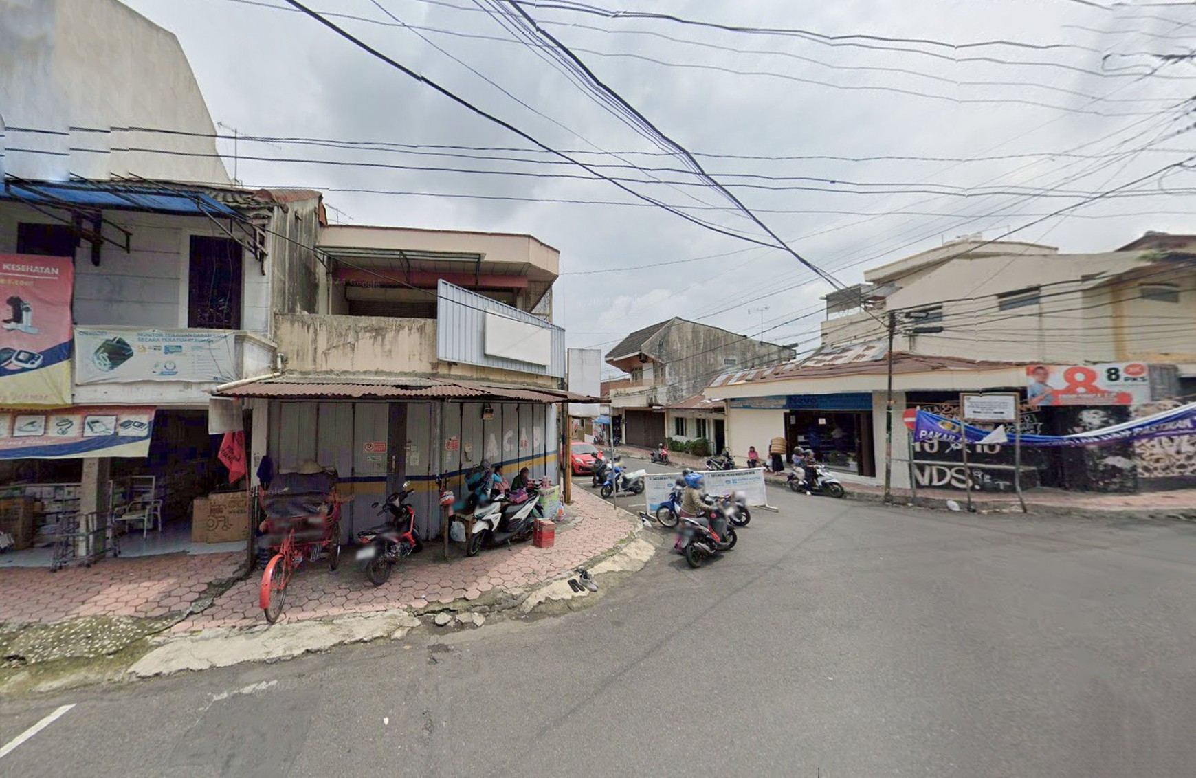 Ruang Usaha Posisi Hook Dijalan Pajajaran, Kemirirejo, Magelang Tengah
