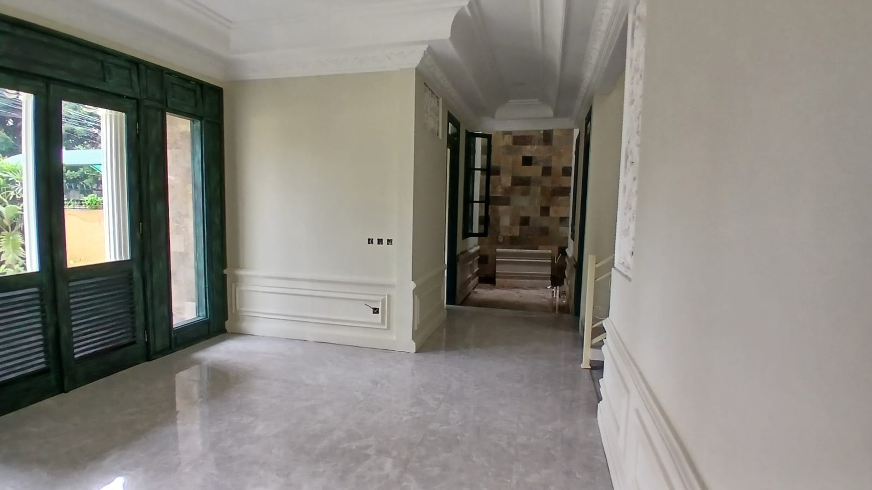 DIJUAL RUMAH DI CIRENDEU.