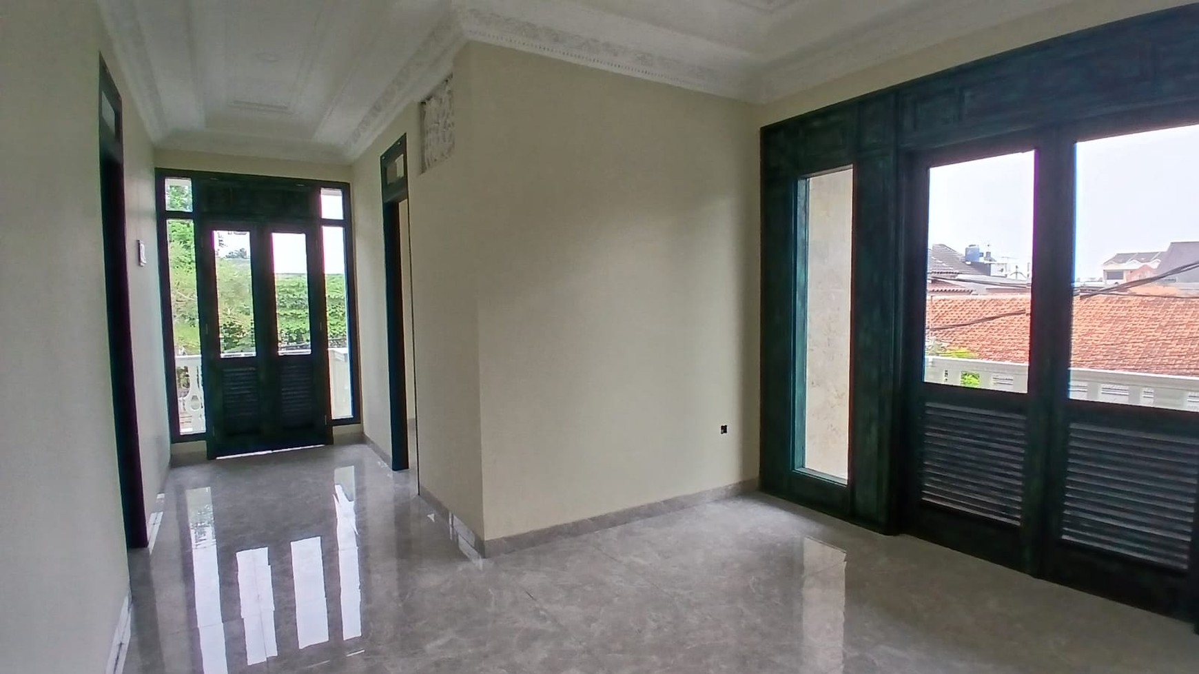 DIJUAL RUMAH DI CIRENDEU.