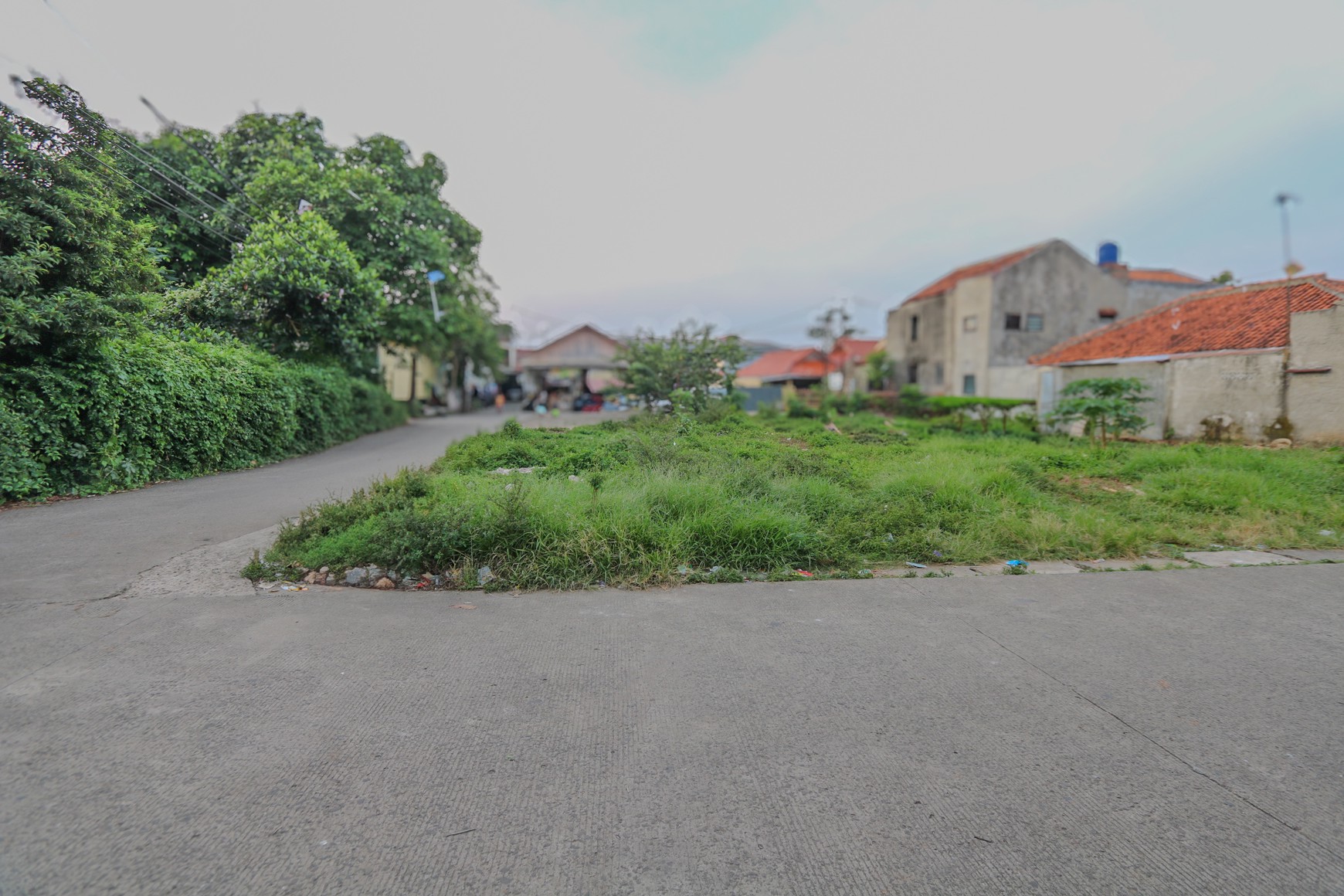 TANAH DENGAN  LOKASI STRATEGIS DEKAT RSUD PAMULANG , PAMULANG TANGERANG SELATAN