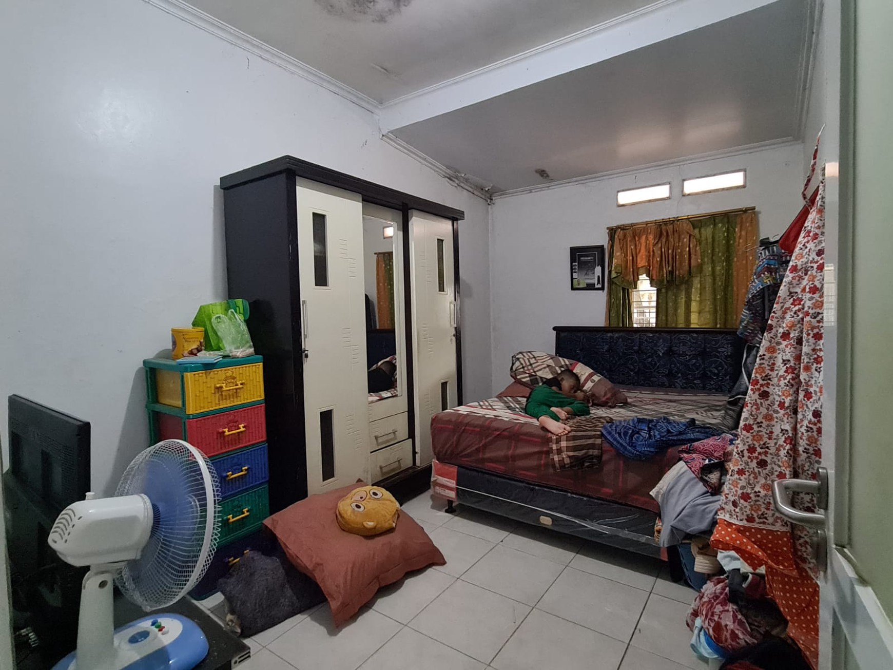 Rumah Nyaman Bangunan 1 Lantai di Cinere Lokasi Strategis