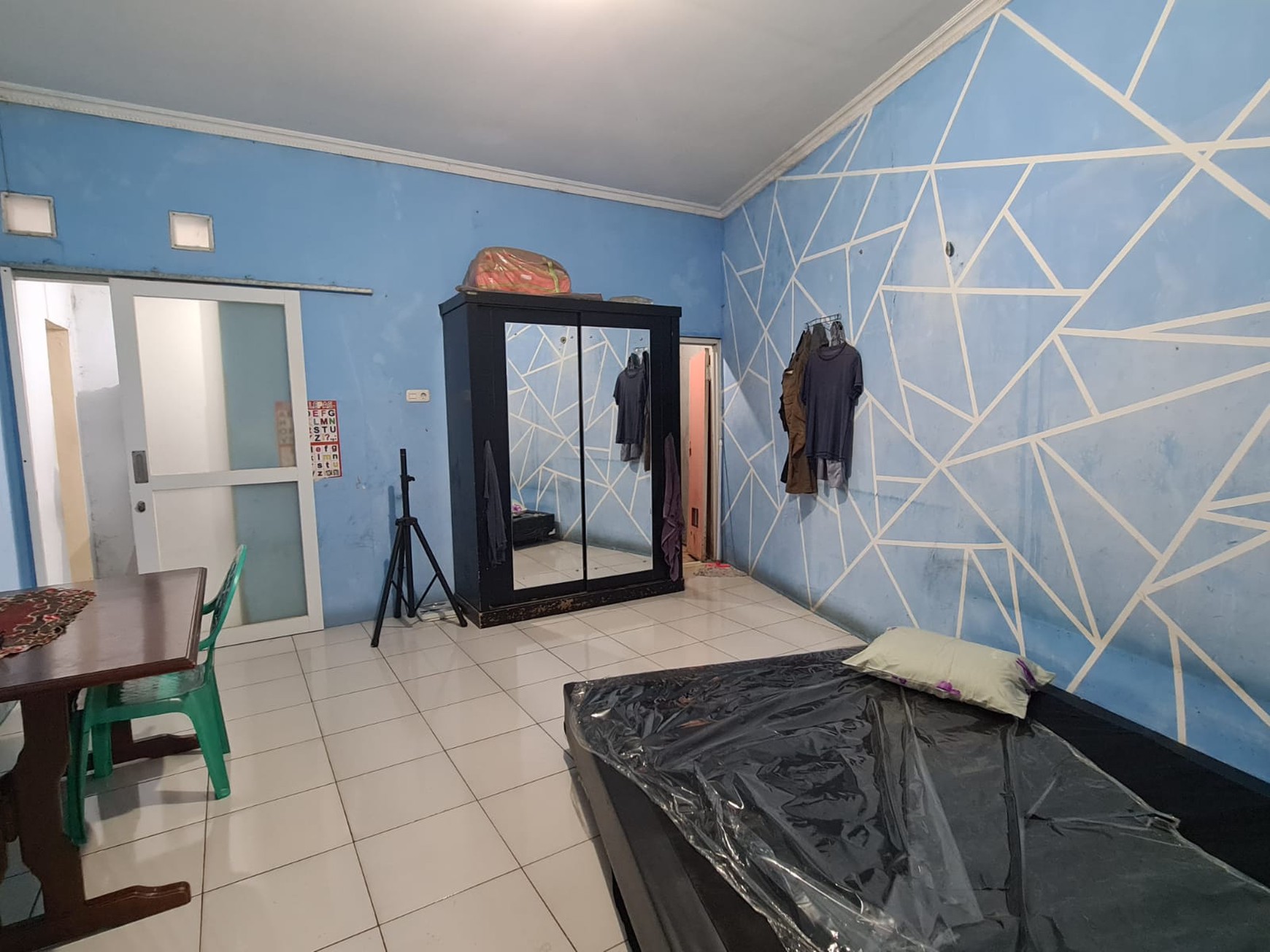 Rumah Nyaman Bangunan 1 Lantai di Cinere Lokasi Strategis