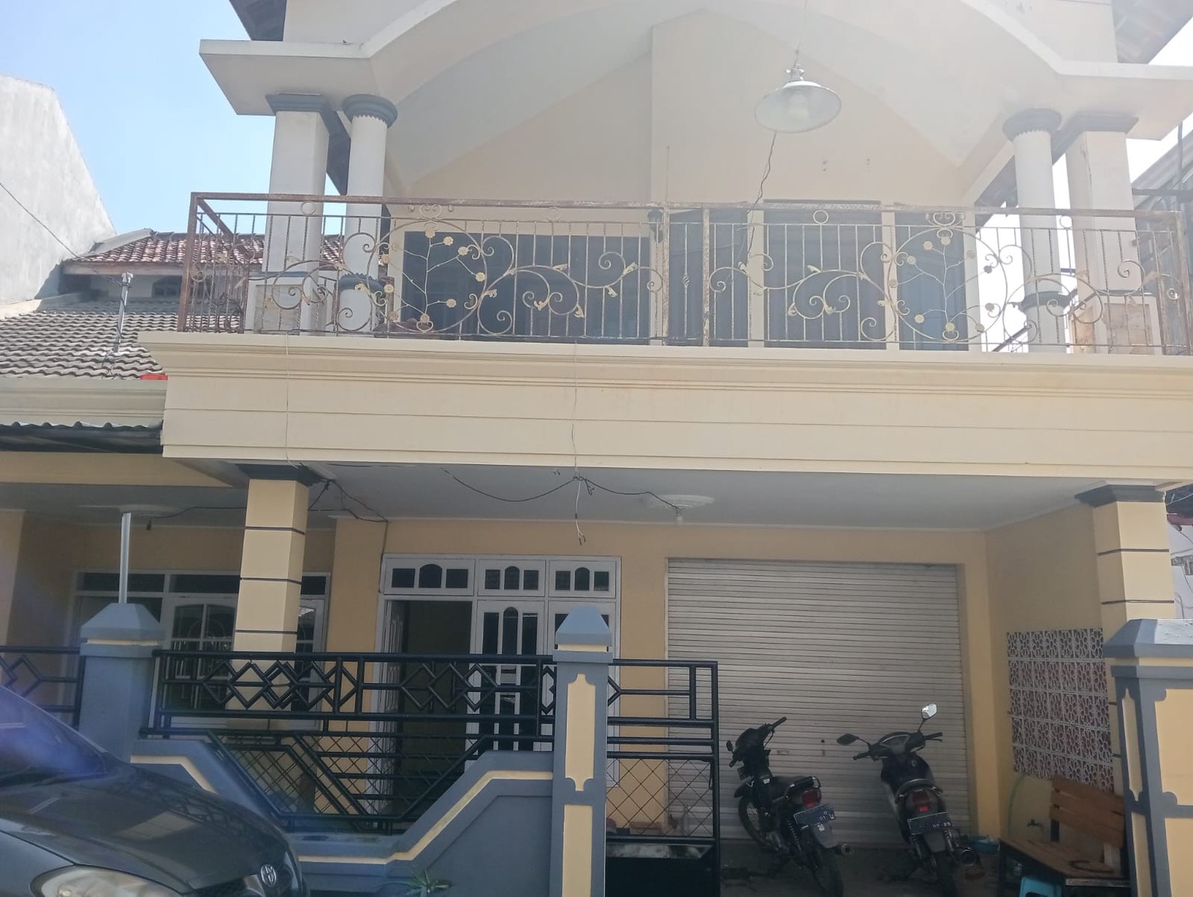 Rumah 2 Lantai di Perumahan Sambong Dukuh, Jombang