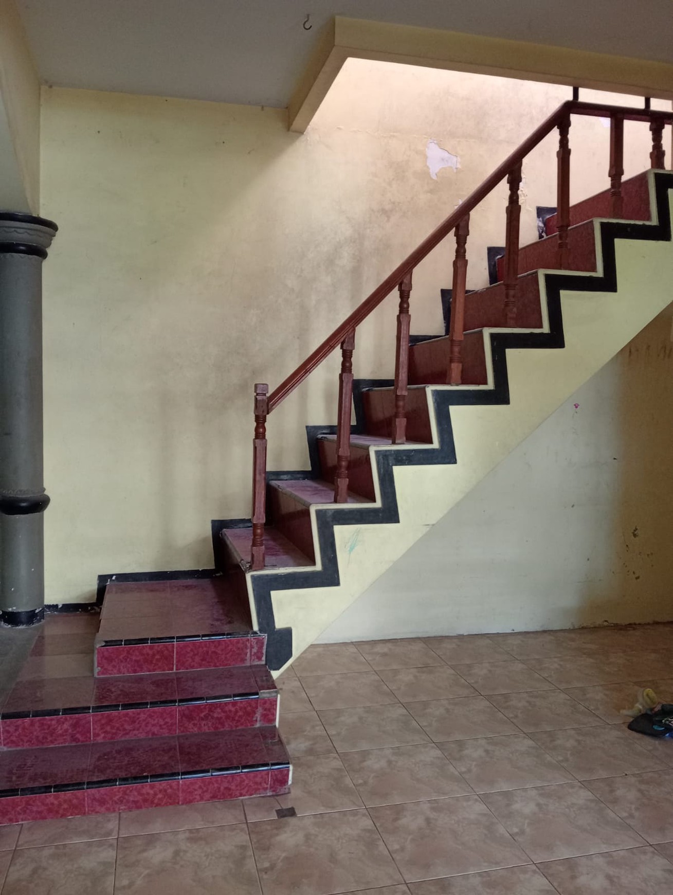 Rumah 2 Lantai di Perumahan Sambong Dukuh, Jombang