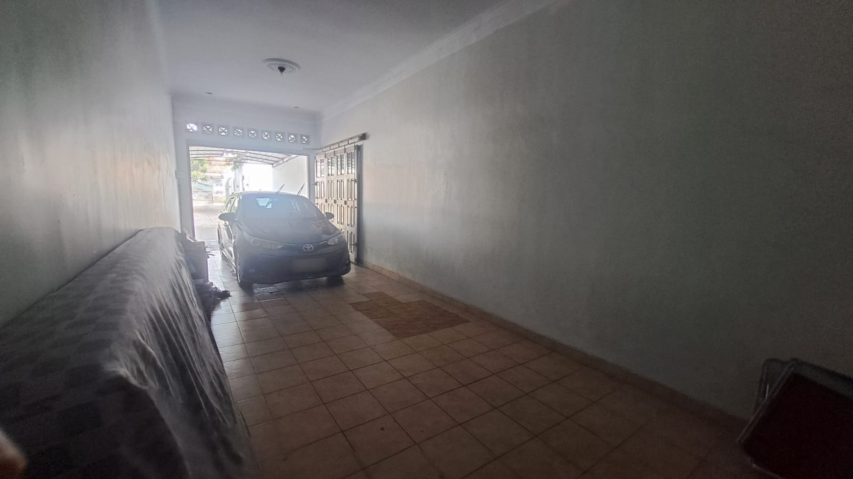 Rumah / Ruang Usaha Dijalan Raya Tajem, Dekat Lotte Mart Maguwoharjo Depok Sleman