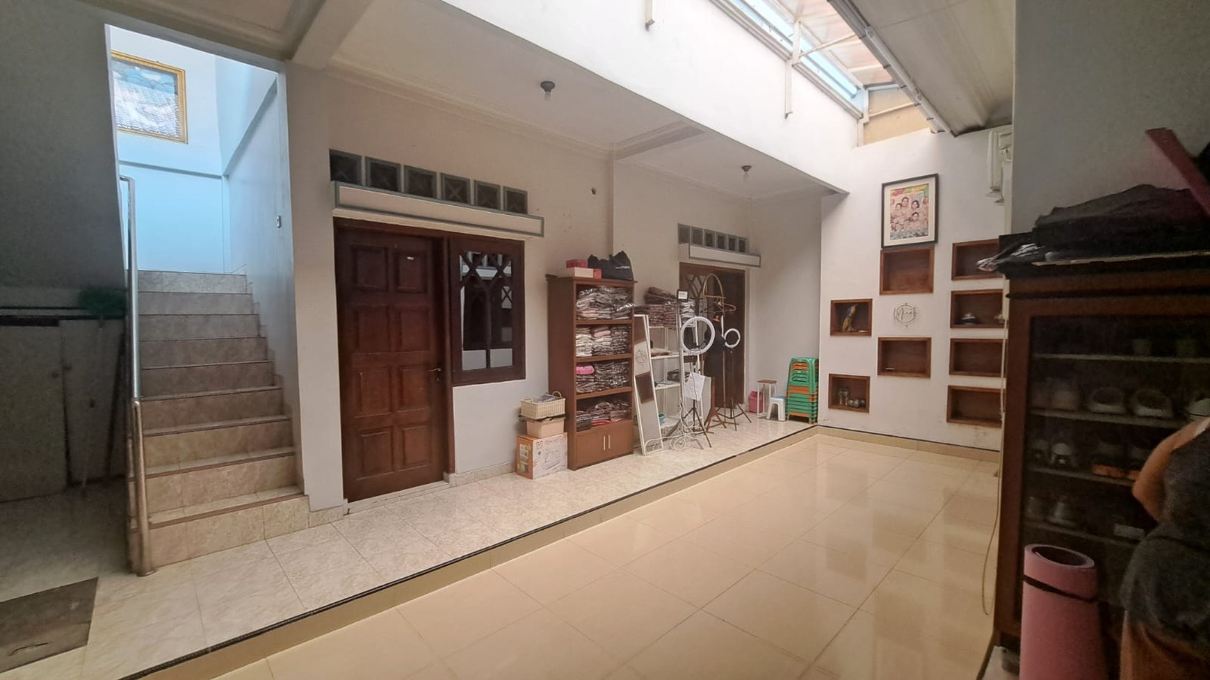 Rumah / Ruang Usaha Dijalan Raya Tajem, Dekat Lotte Mart Maguwoharjo Depok Sleman