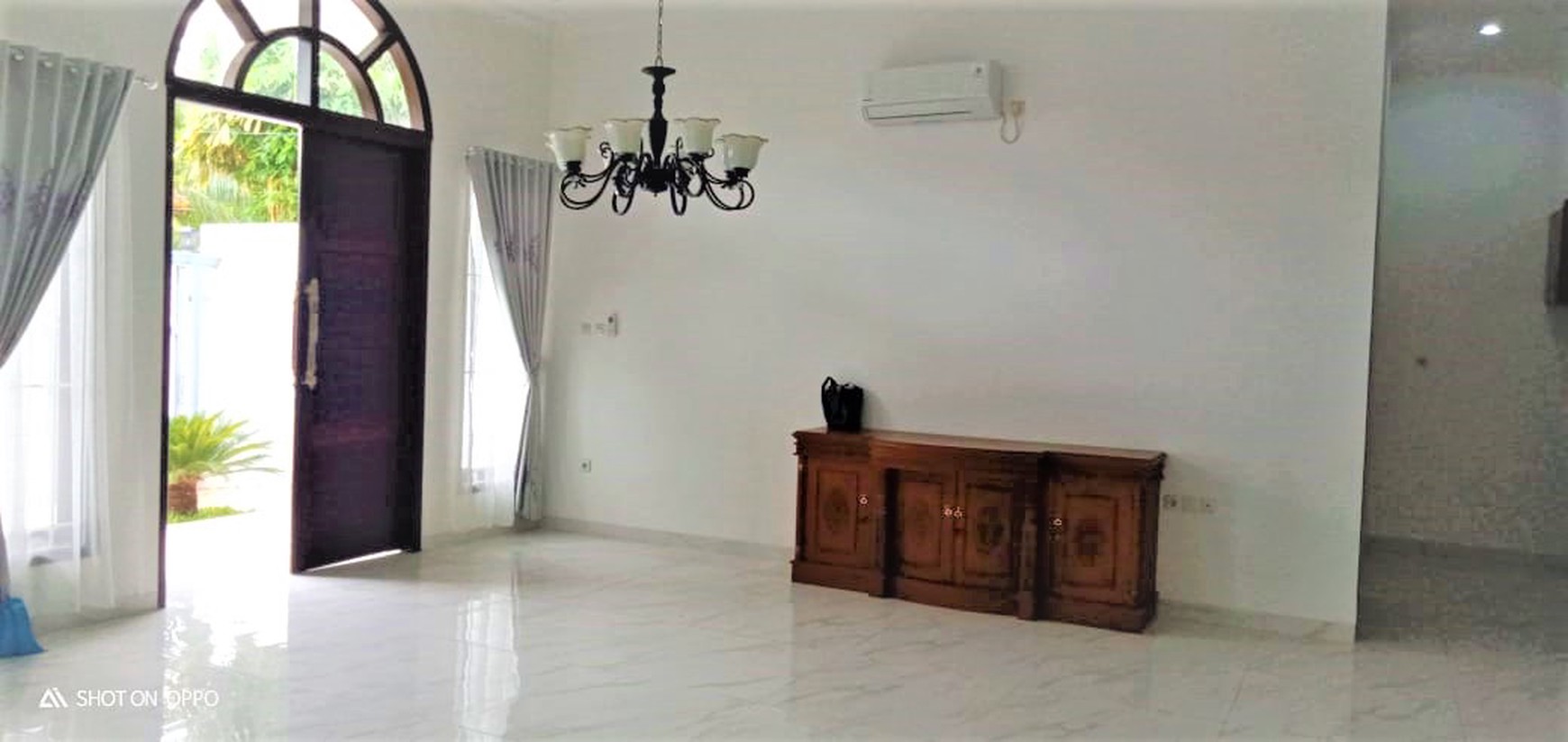 Rumah MEWAH Siap Huni dan Hunian Nyaman @Pondok Indah