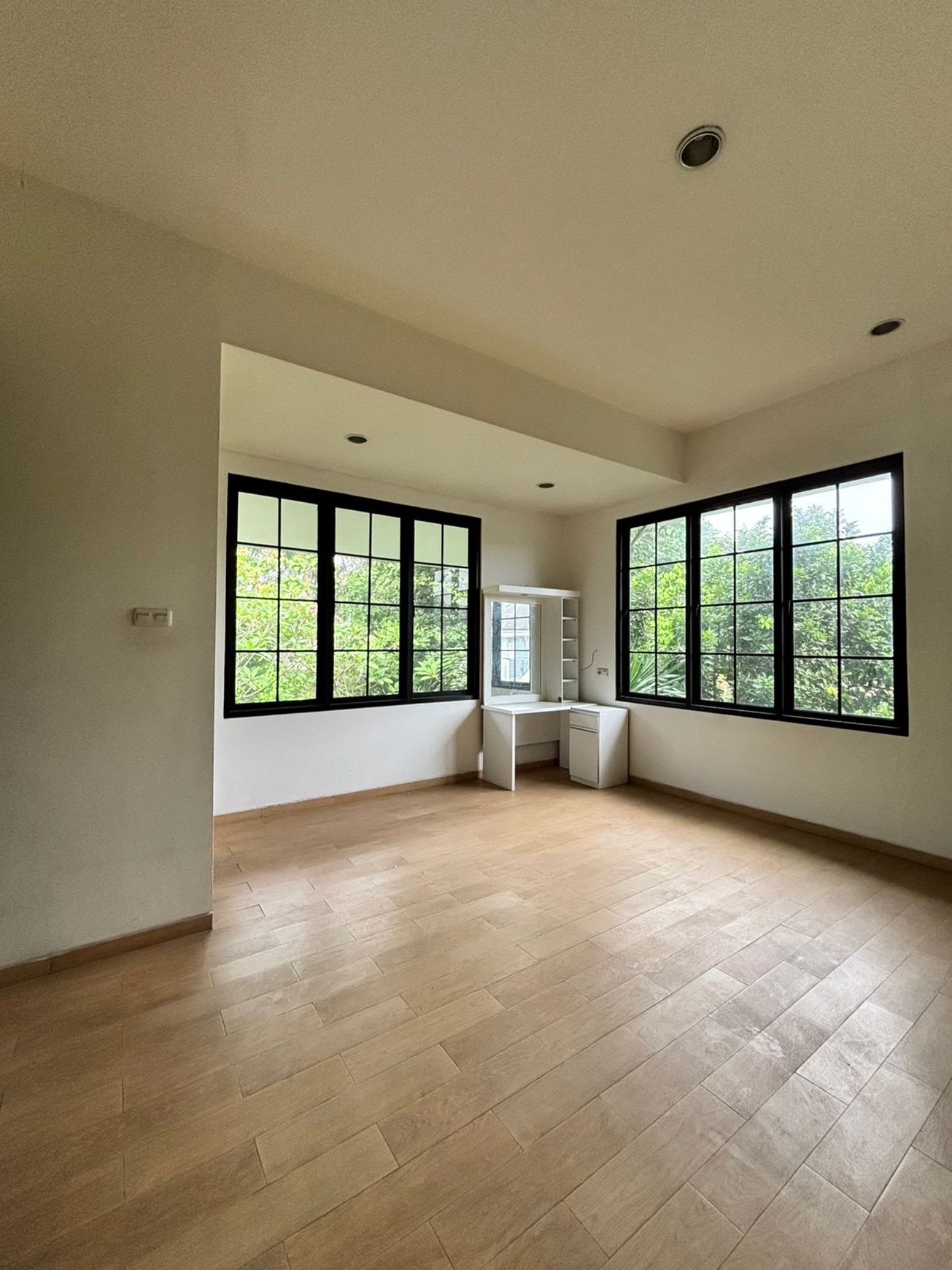 For Sale Rumah Mewah Siap Huni di Pondok Indah Jakarta Selatan