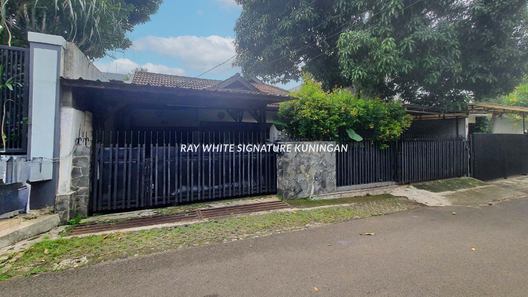 Jual Rumah Asri dan Tenang, Serta Lokasi yang Srategis di Cilandak