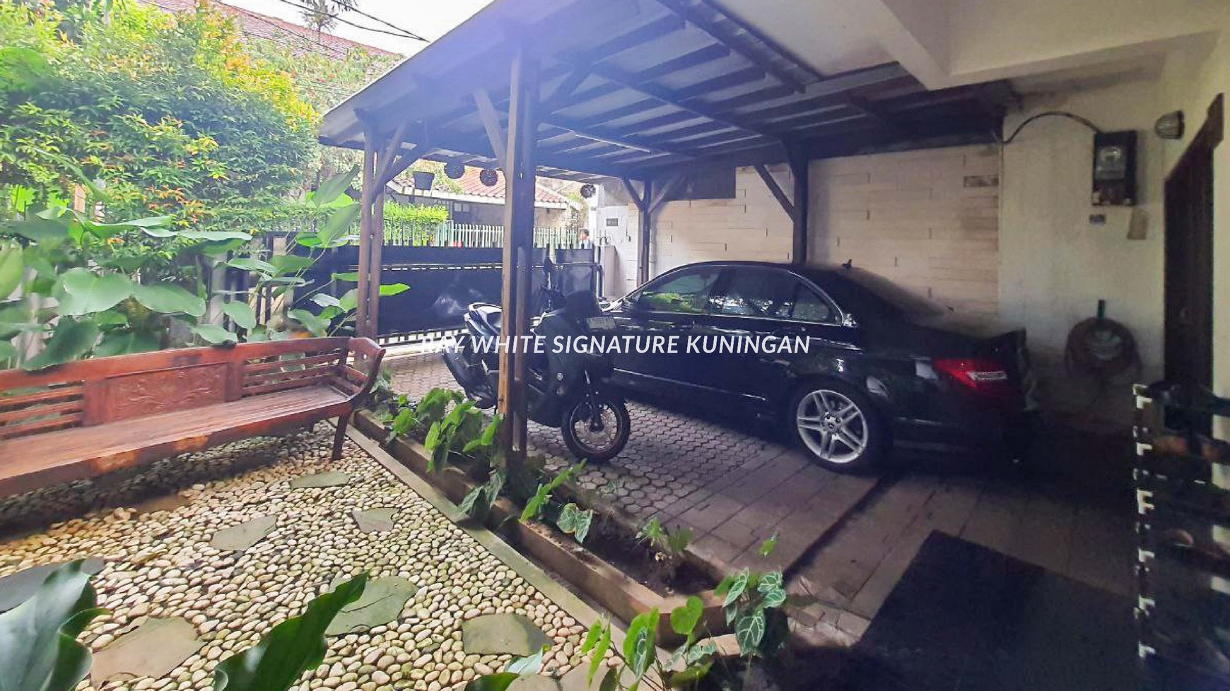 Jual Rumah Asri dan Tenang, Serta Lokasi yang Srategis di Cilandak