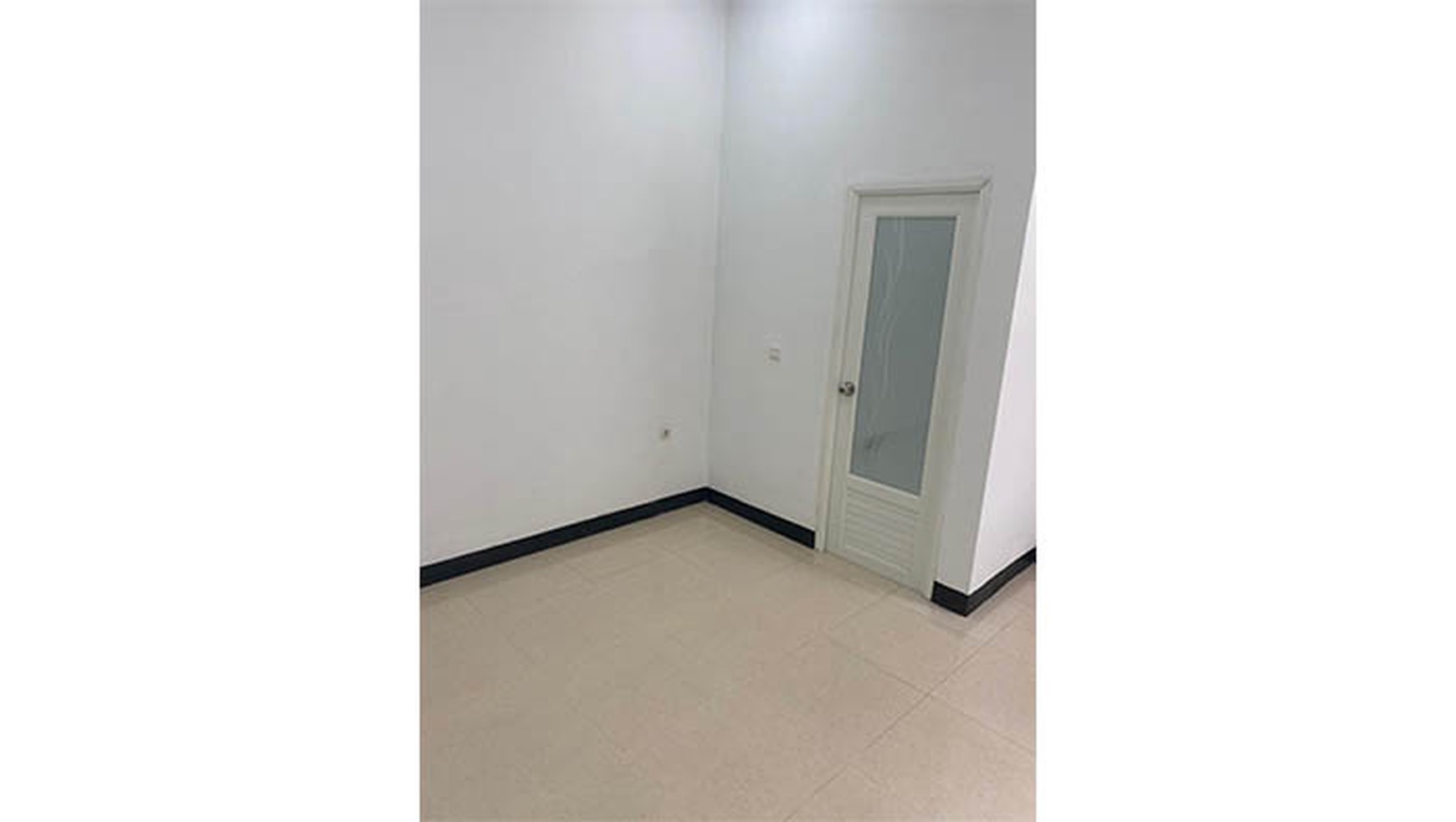 Rumah Siap Huni Royal Serpong Village, Tangerang