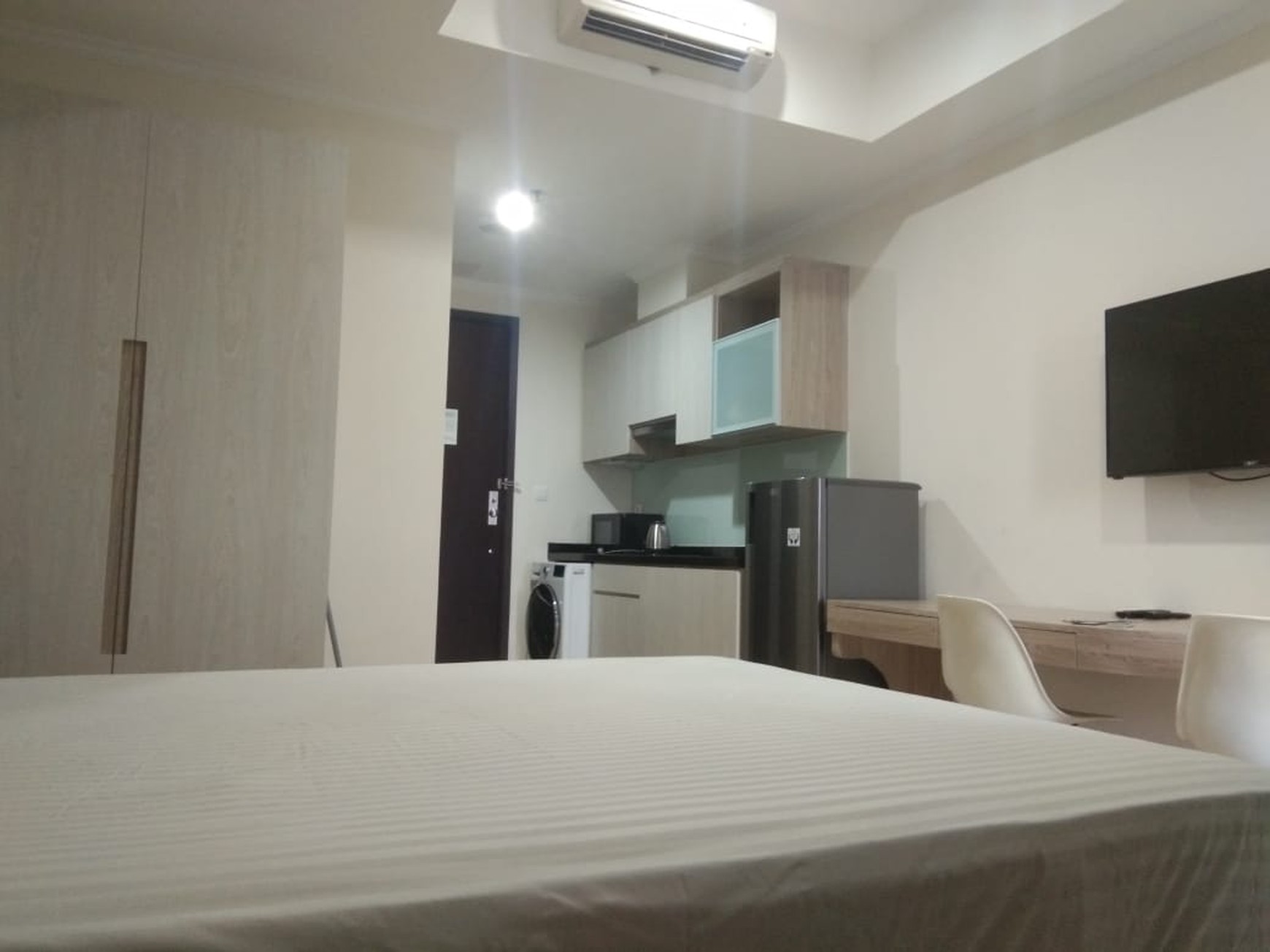 Disewakan 1 Unit Apartemen Studio di Menteng Park