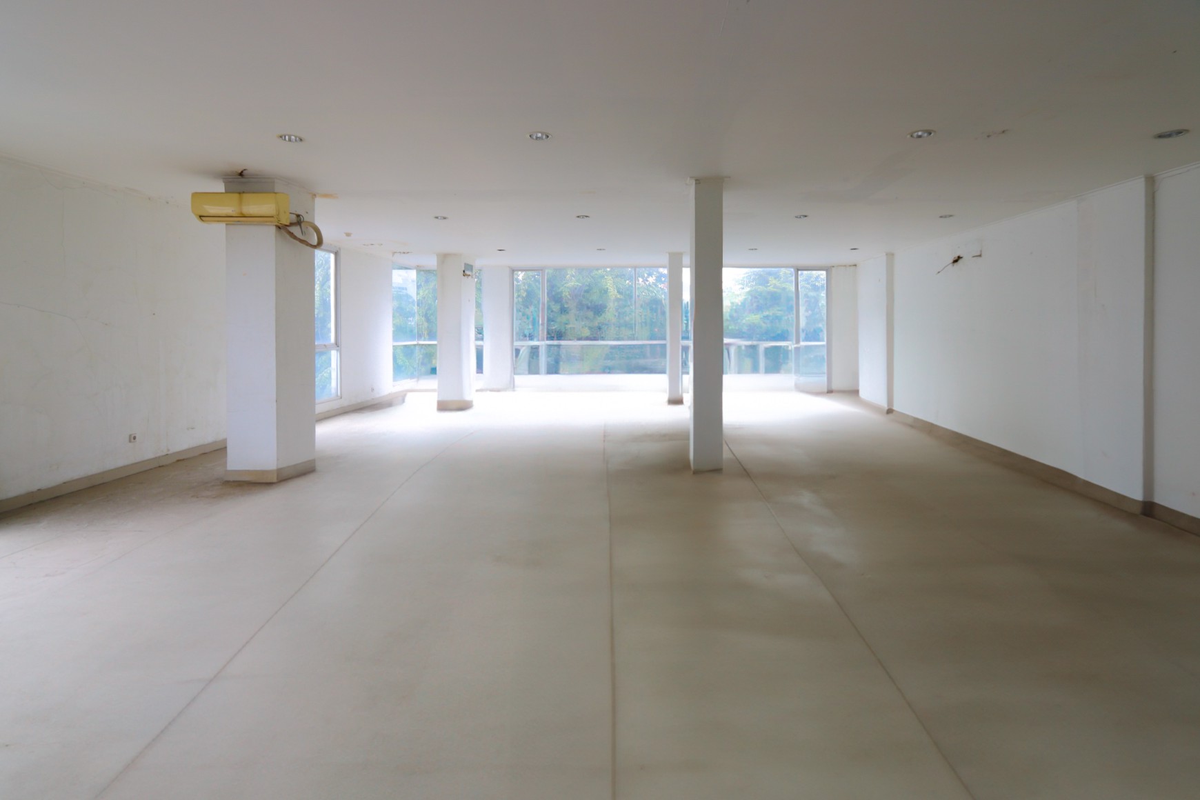 RUKO GANDENG LOKASI STRATEGIS, TEBET, AKSES MUDAH KE AREA MENTENG, KUNINGAN, PANCORAN