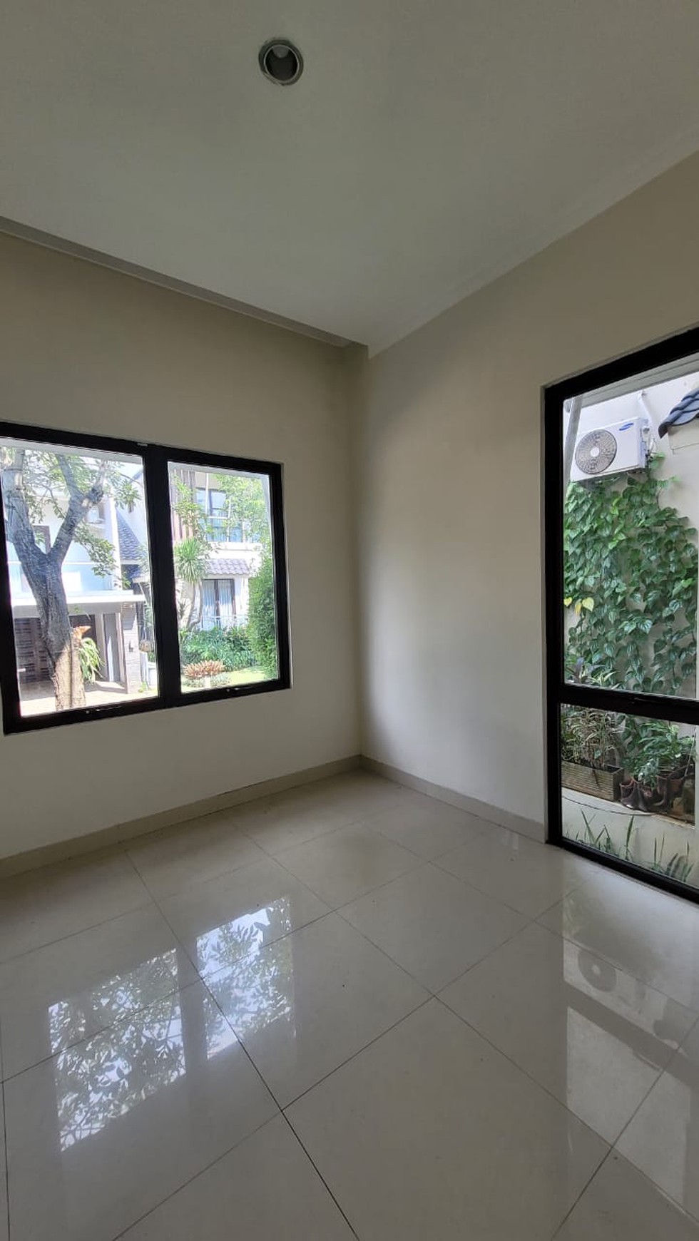 Rumah 2 Lantai Siap Huni dengan Hunian Nyaman dan Asri @Bintaro Sektor 7