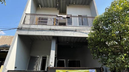 DI JUAL RUMAH MURAH 3 LANTAI FULL FURNISHED BANDUNG BARAT