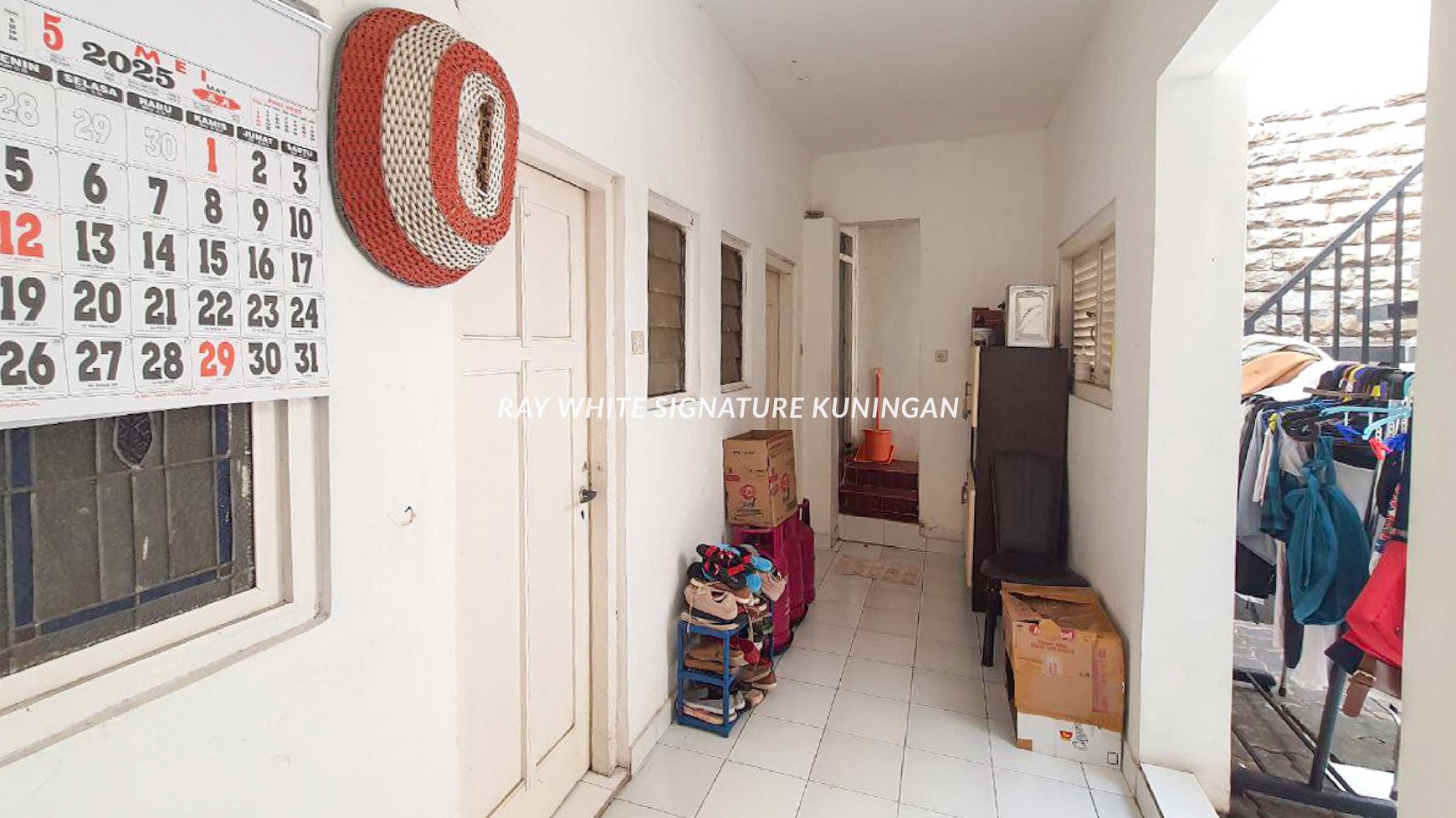 Rumah Lama Bangunan Terawat di Jl Dempo Lokasi Tenang