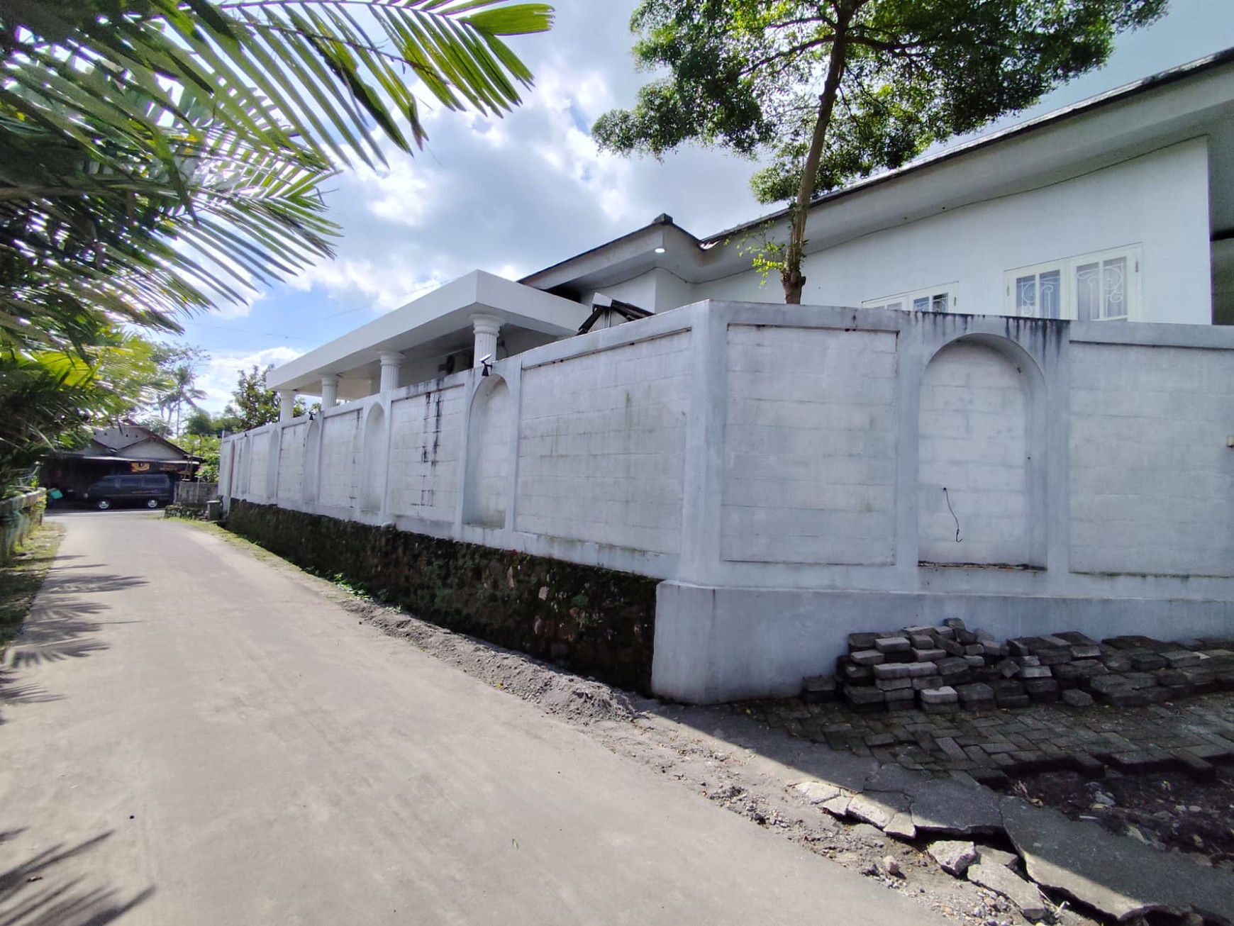 Rumah Tinggal Furnish Cocok Untuk Homestay Lokasi Dekat Pasar Balerante Wonokerto, Turi, Sleman