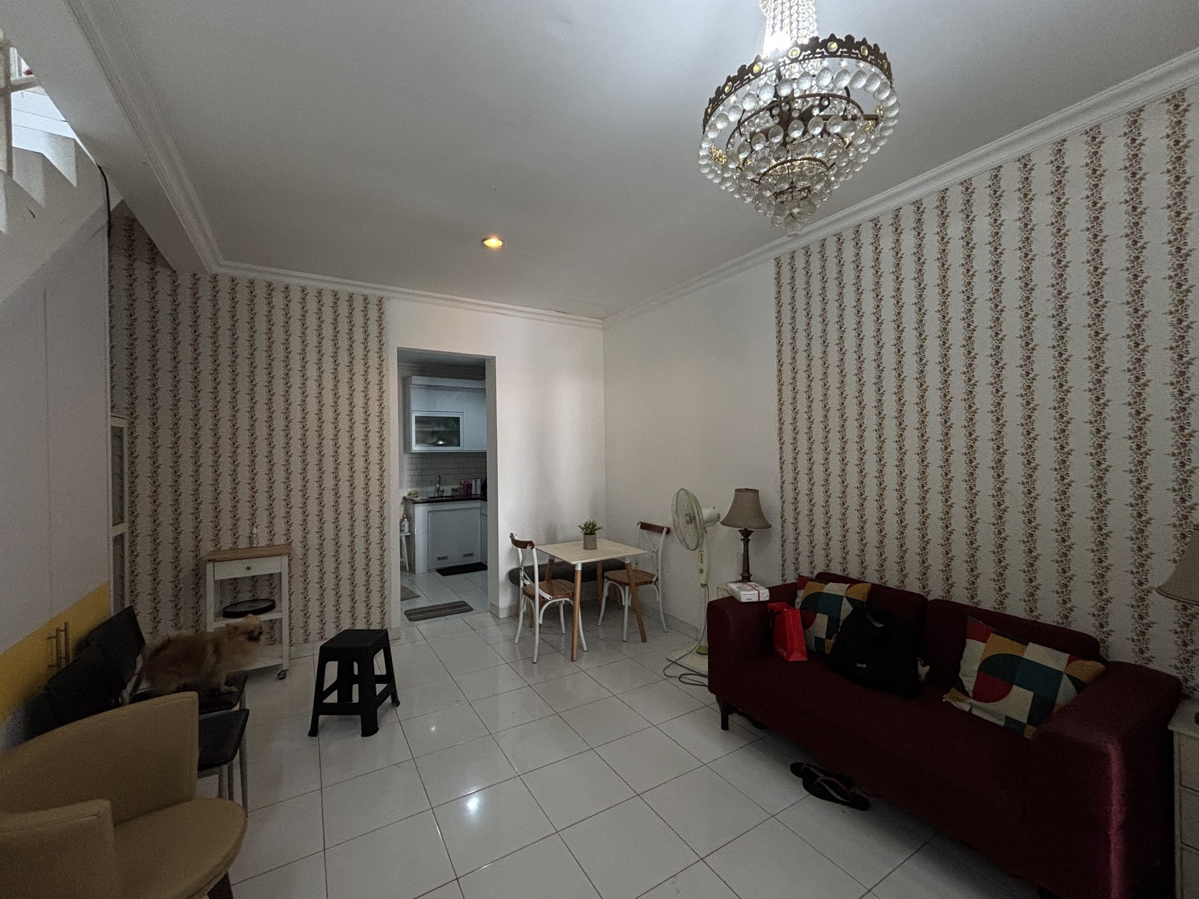 Rumah Cantik 2 Lantai di Citra Gran