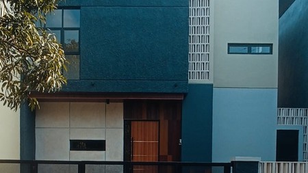 Rumah Bagus 2 Lantai SHM Siap Huni Lokasi Strategis @BSD, Kencana Loka