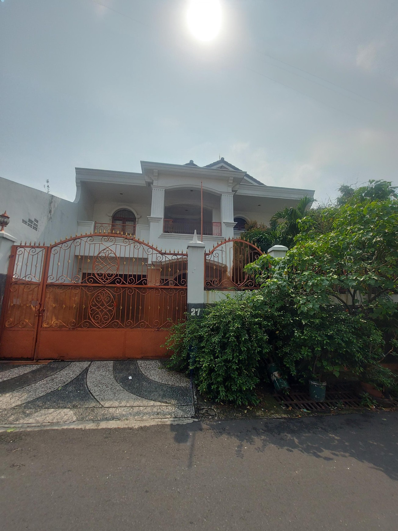  Disewakan Rumah di Kebayoran Lama dekat Gandaria City, Jakarta Selatan