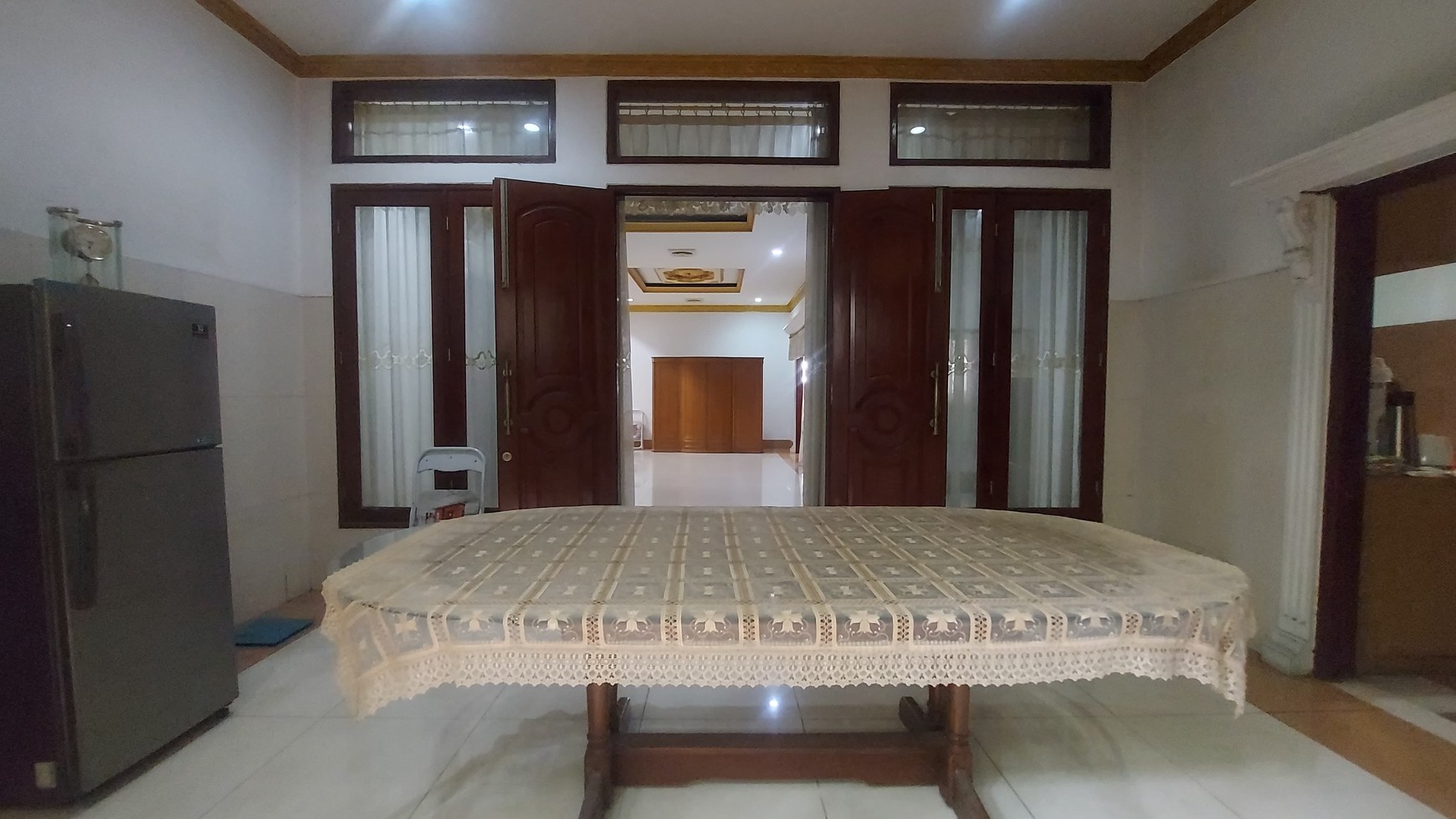  Disewakan Rumah di Kebayoran Lama dekat Gandaria City, Jakarta Selatan