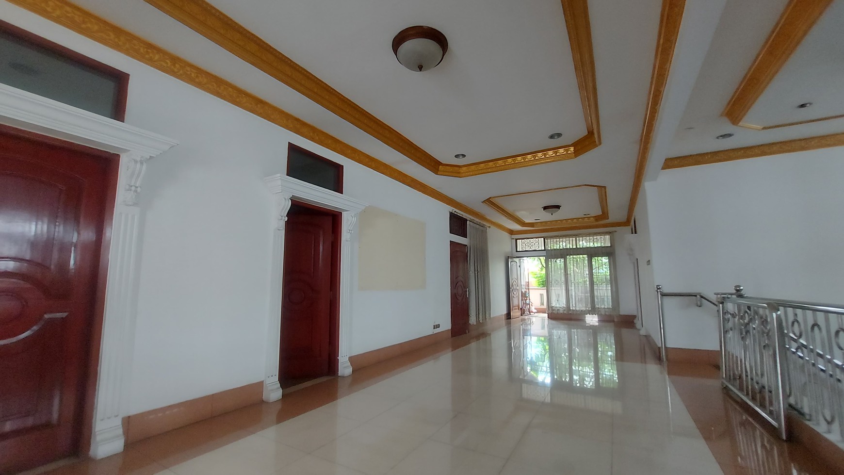  Disewakan Rumah di Kebayoran Lama dekat Gandaria City, Jakarta Selatan