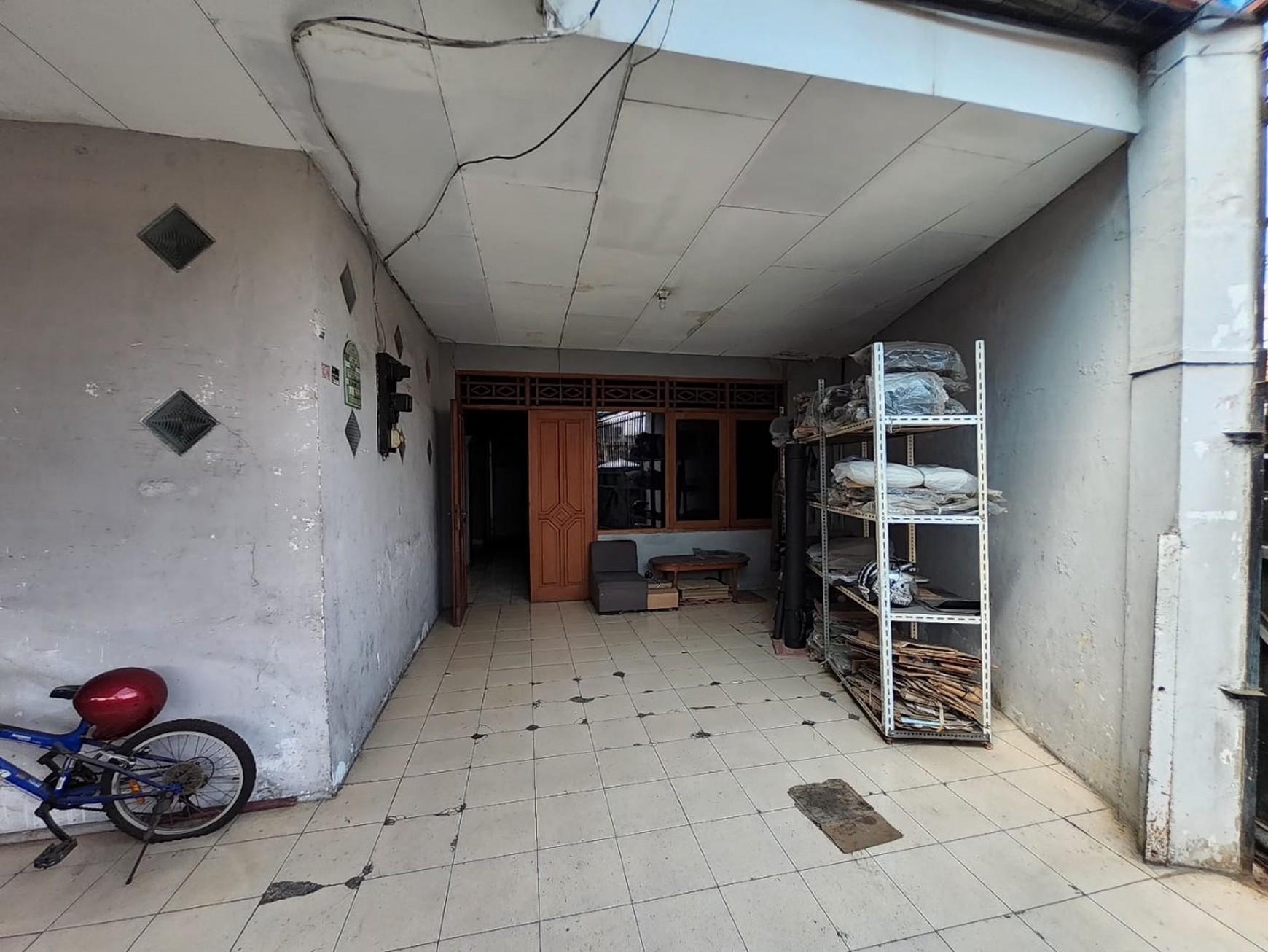 Rumah dijual di Bawah harga NJOP di kawasan Senen - Jakarta Pusat.