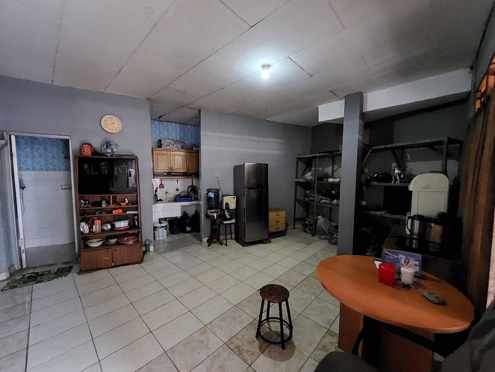Rumah dijual di Bawah harga NJOP di kawasan Senen - Jakarta Pusat.