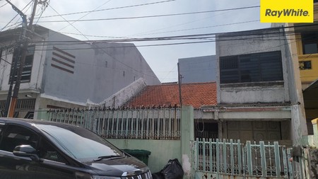 Dijual Rumah 2 lantai di Tenggilis Mejoyo Utara Surabaya