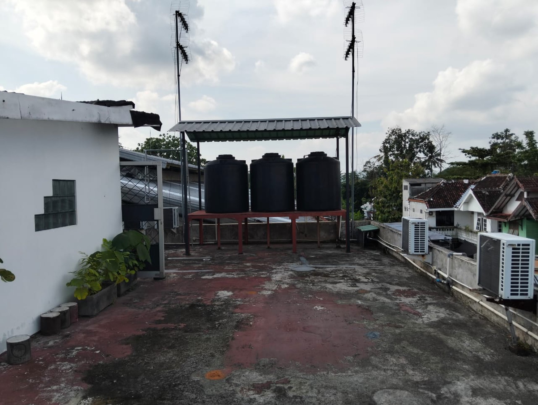 Homestay Furnish Strategis Area Jalan Tajem Dekat Stadion Maguharjo, Depok, Sleman