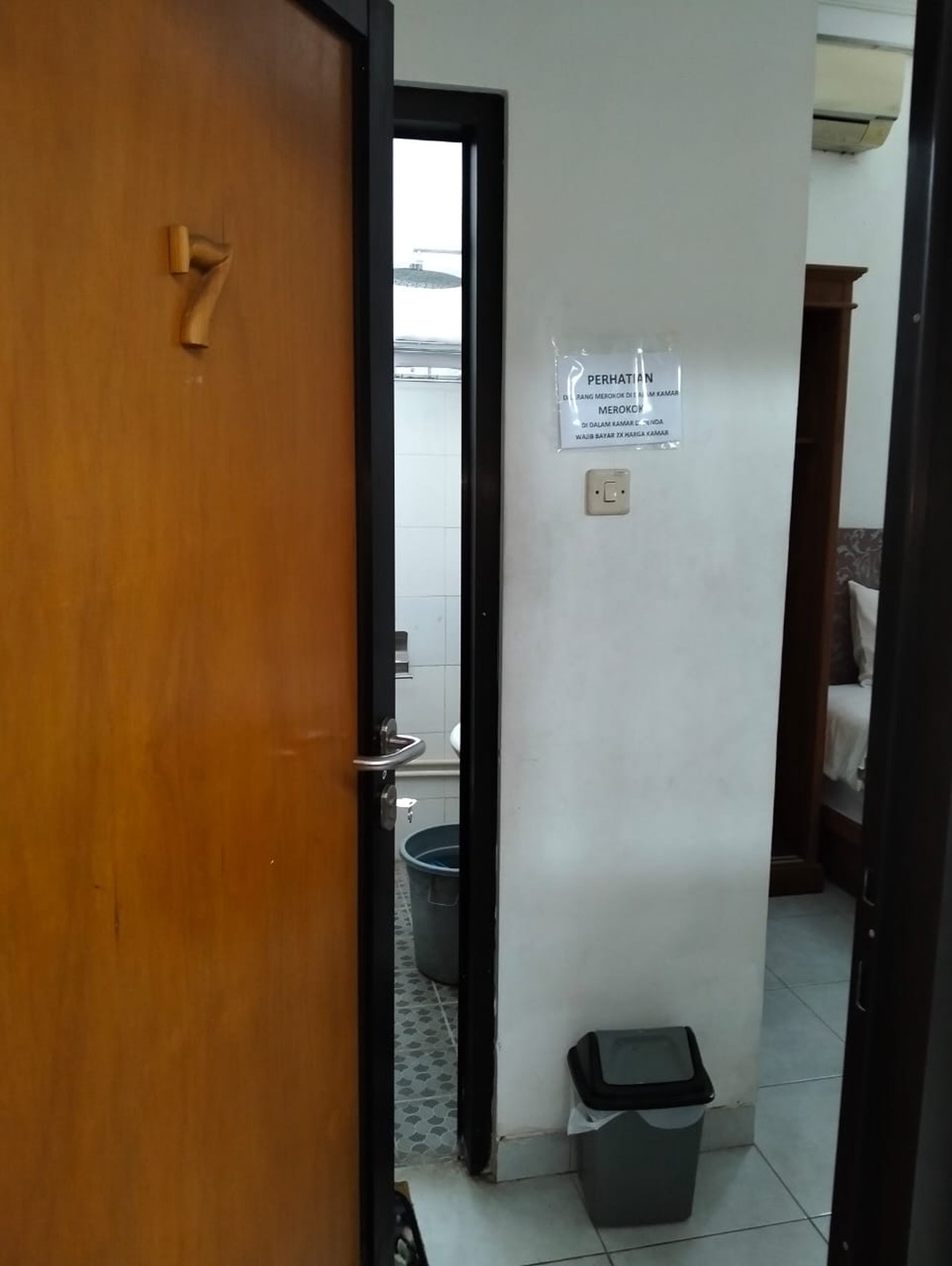 Homestay Furnish Strategis Area Jalan Tajem Dekat Stadion Maguharjo, Depok, Sleman