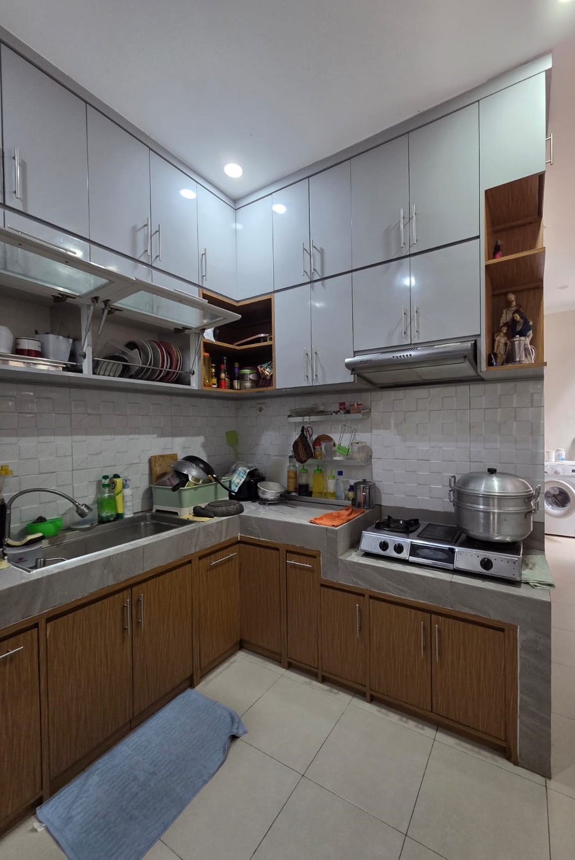 Hunian Eksklusif, Nyaman, dan Aman di Tengah Perumahan Elit  di Kebayoran Bintaro