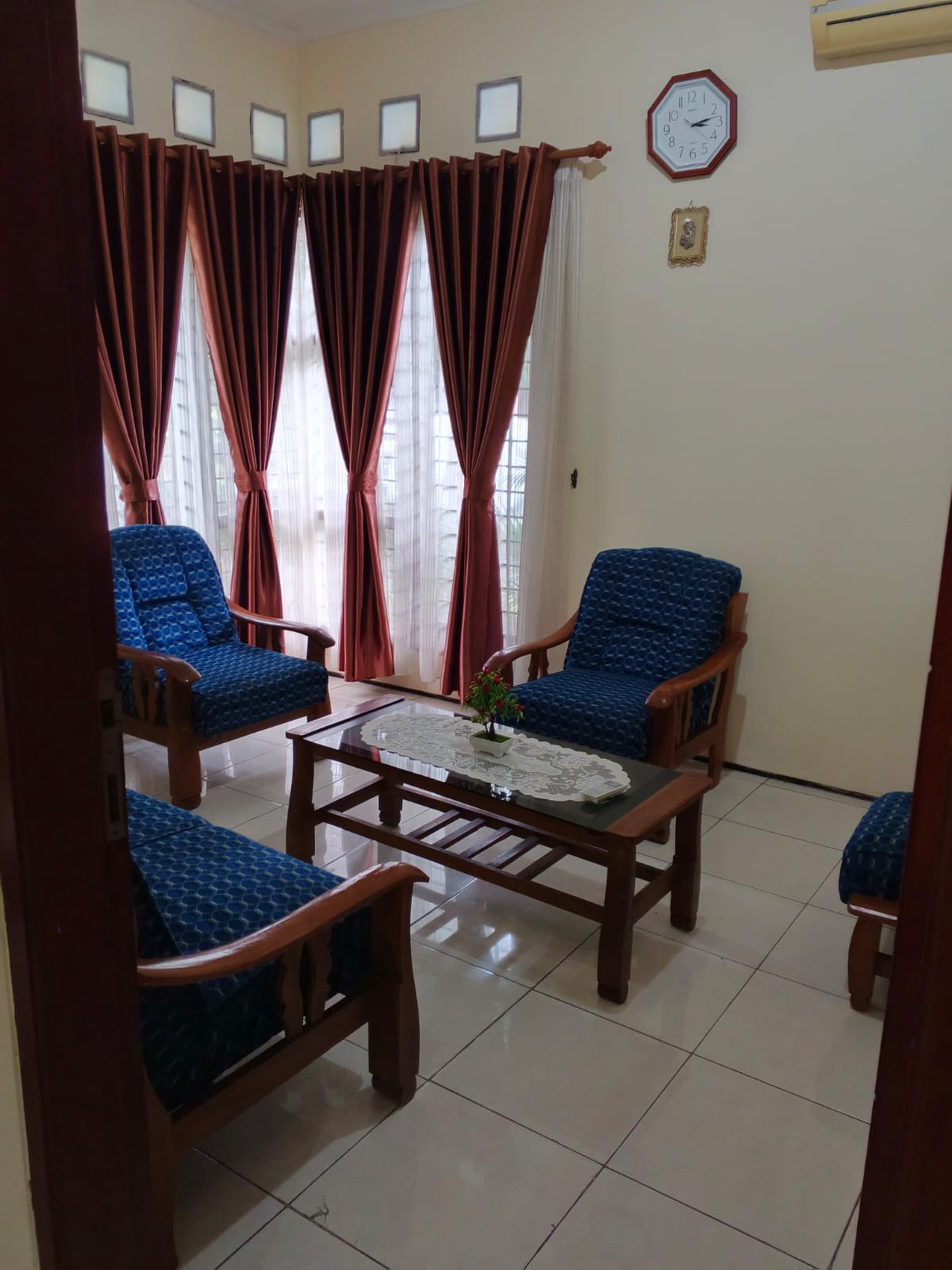 Rumah 1 lanti, dalam Cluster di Bintaro Sektor 9