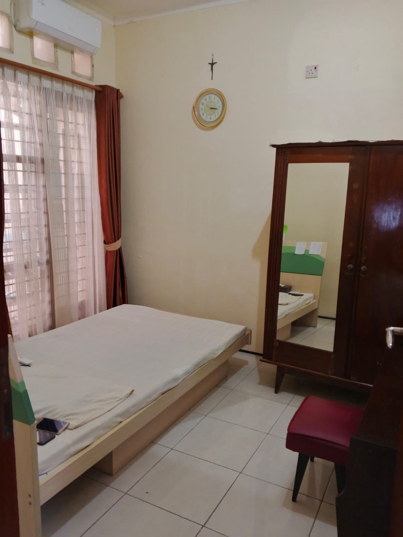 Rumah 1 lanti, dalam Cluster di Bintaro Sektor 9