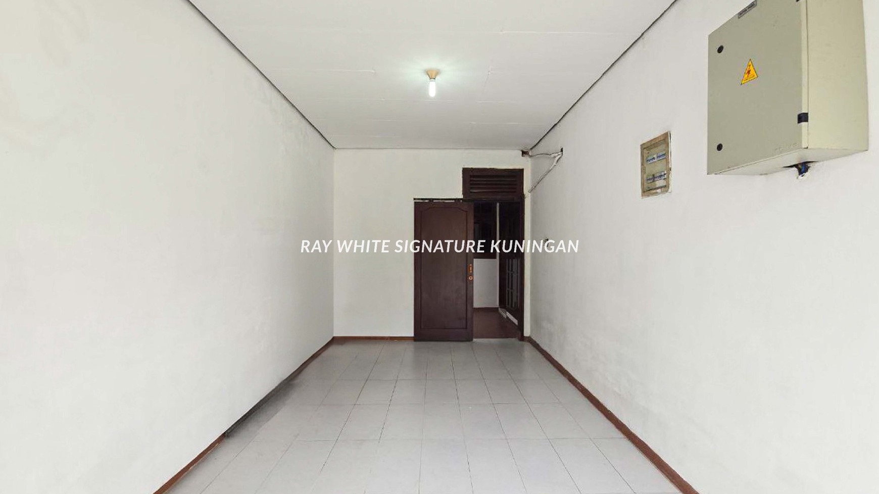 Rumah 2 Bangunan 2 Lantai Lokasi Prime Jl Panglima Polim 11
