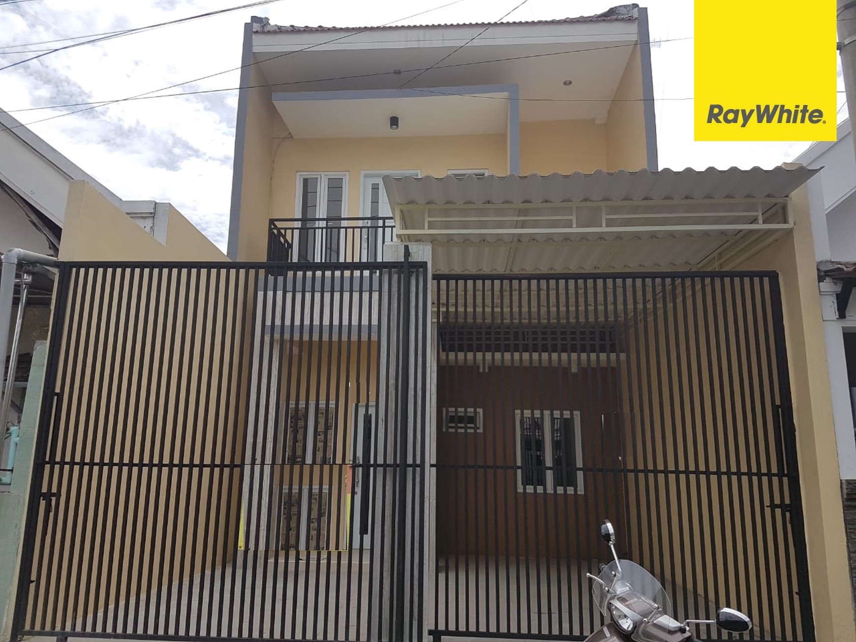 Dijual Rumah 2 Lantai di Jalan Ploso Timur Surabaya