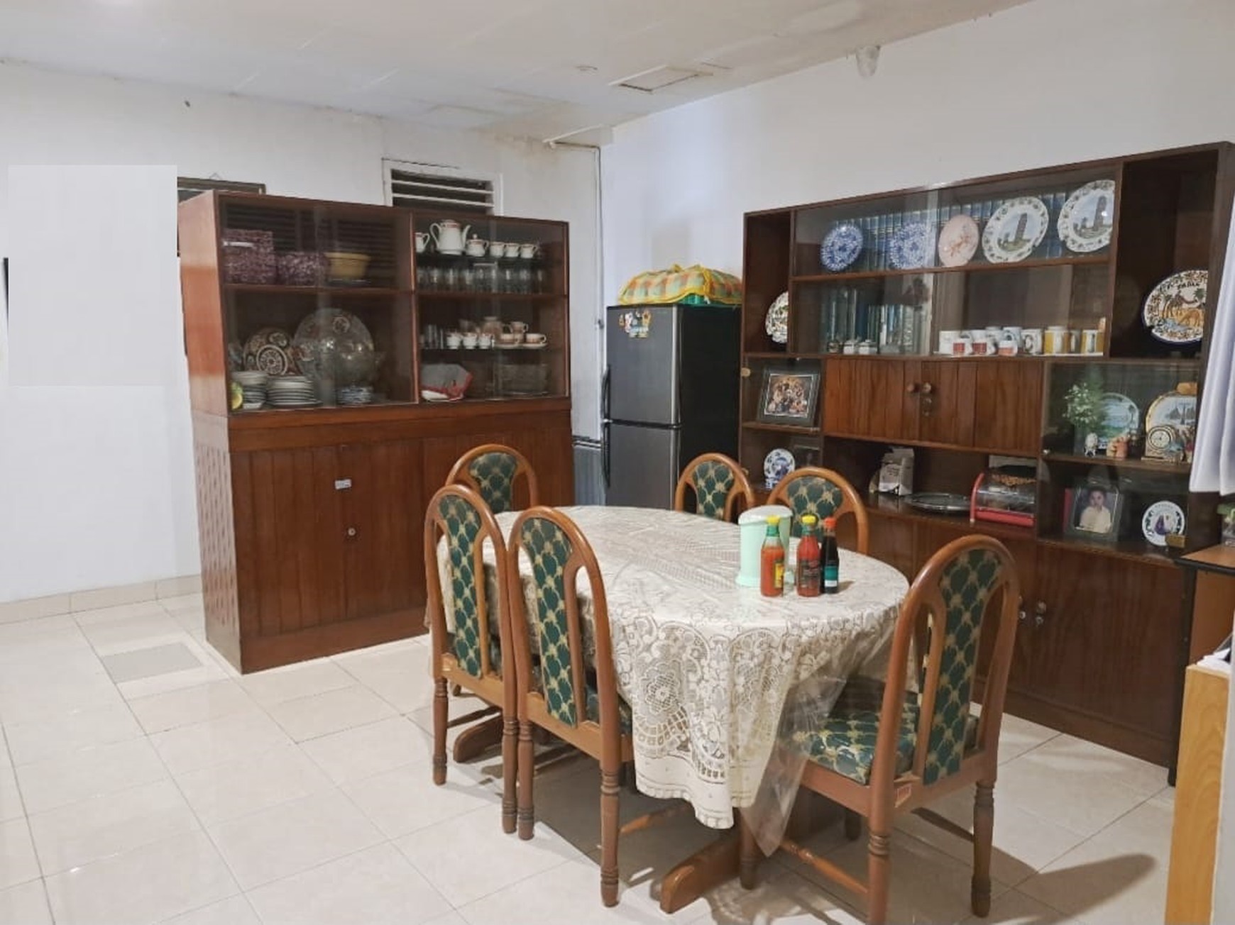 Rumah Kos Eksekutif & Hunian Pribadi harga terbaik untuk investasi di Jakarta Barat