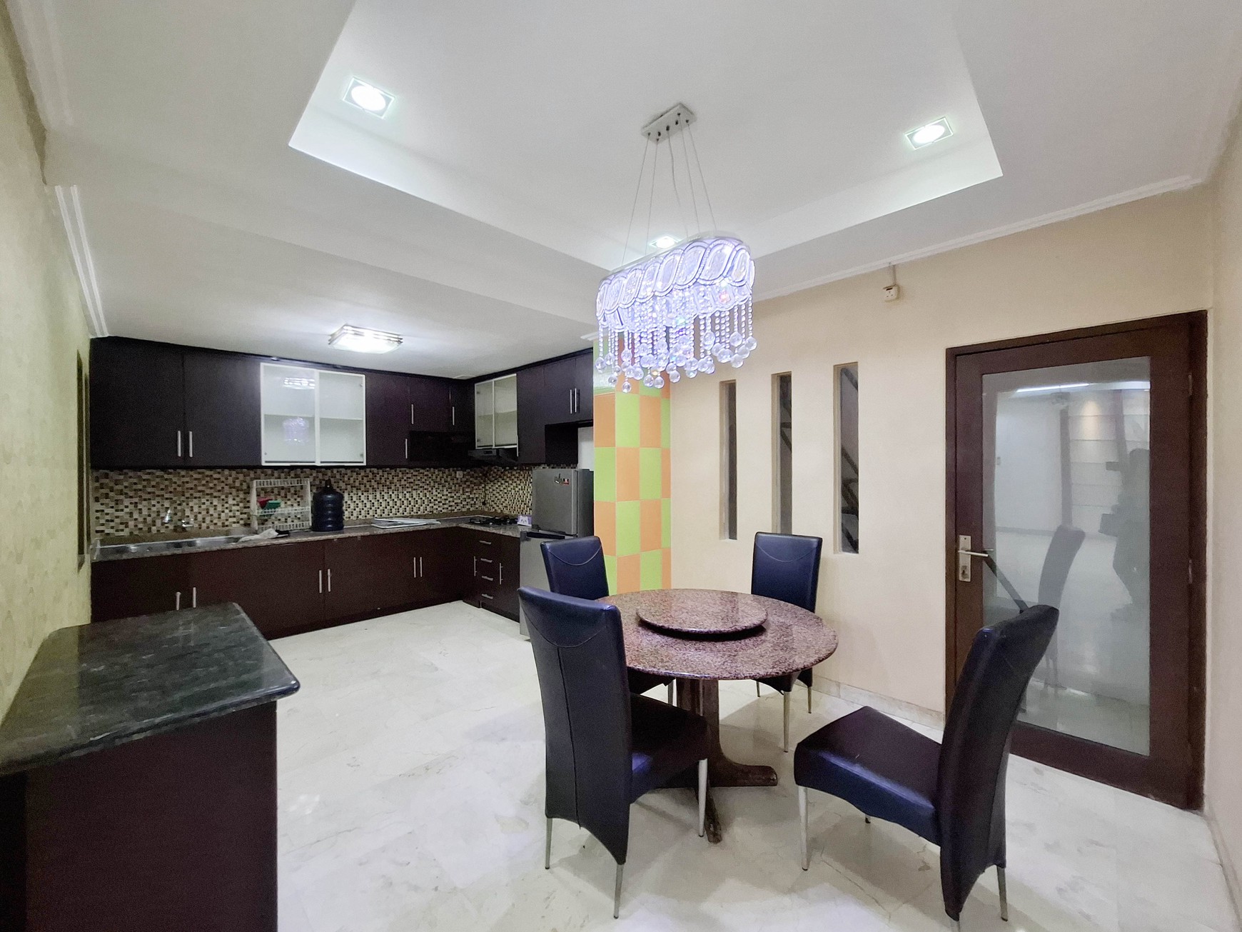 Rumah Janur Indah, Kelapa Gading