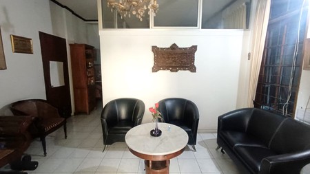 Di jual Rumah Tinggal & Kost di Jl Mendawai Kebayoran Baru Jakarta Selatan 