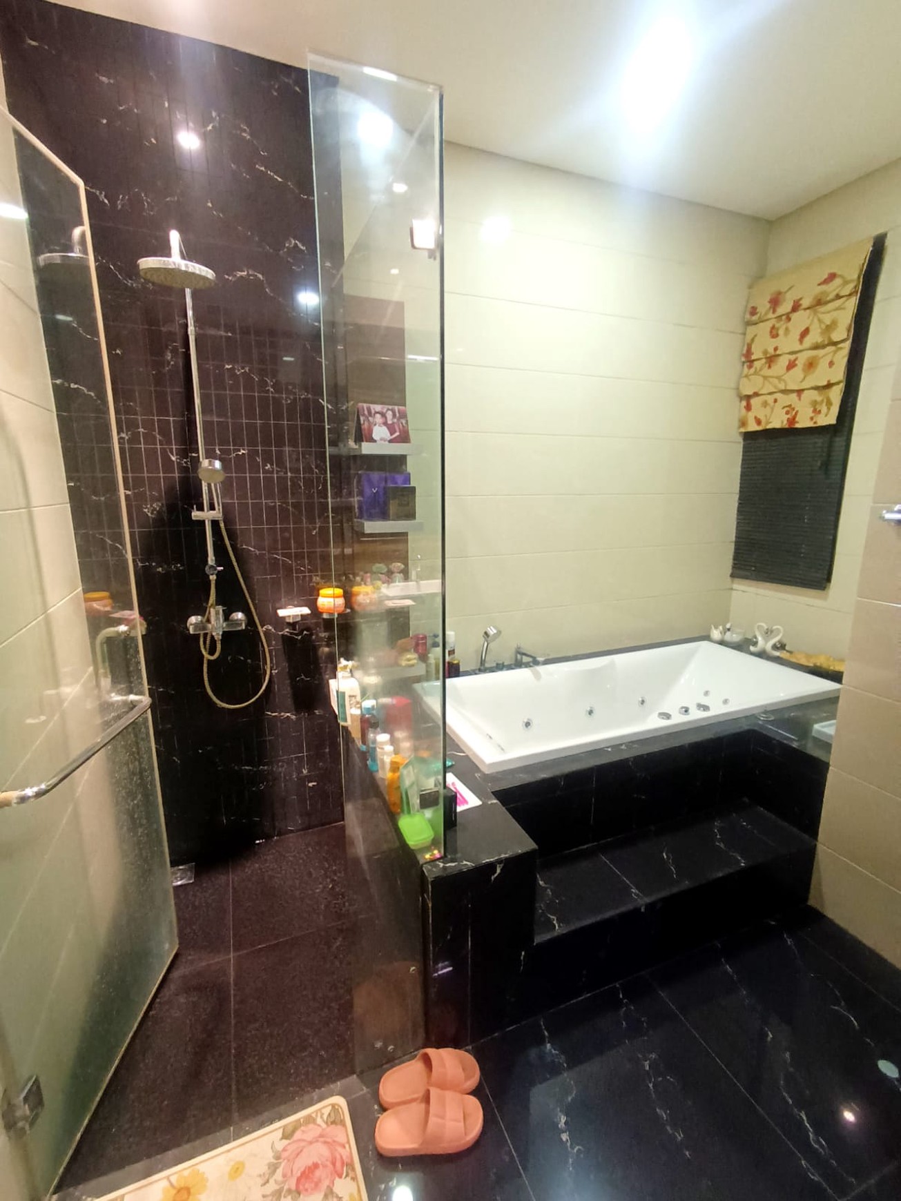 Di jual Rumah Jl Margaguna Kebayoran Baru Jakarta Selatan