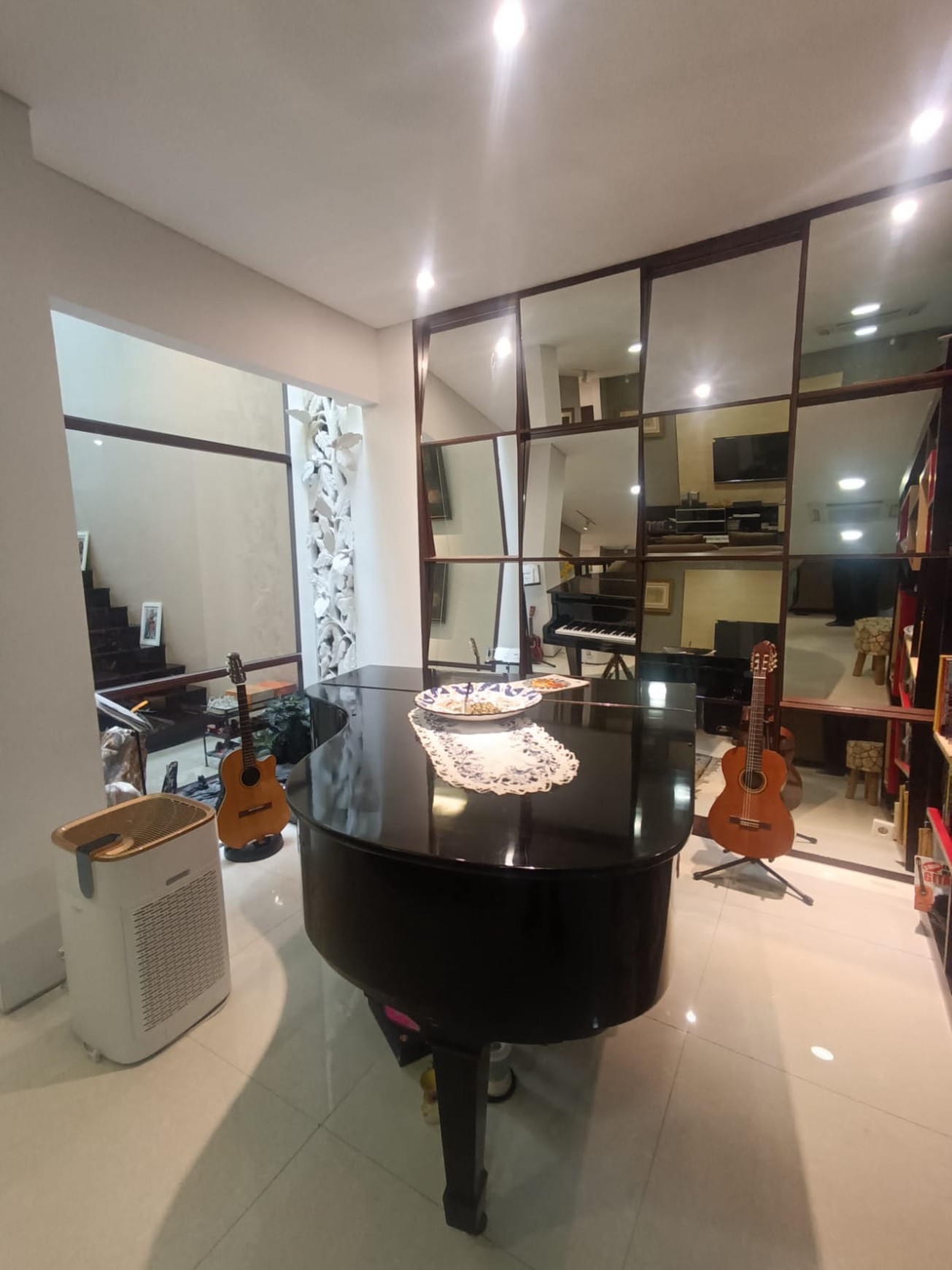 Di jual Rumah Jl Margaguna Kebayoran Baru Jakarta Selatan