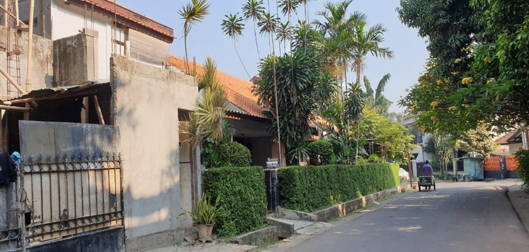Di jual Rumah Hitung Tanah Rumah Tinggal 2 lantai Tebet Barat Dalam Jakarta Selatan
