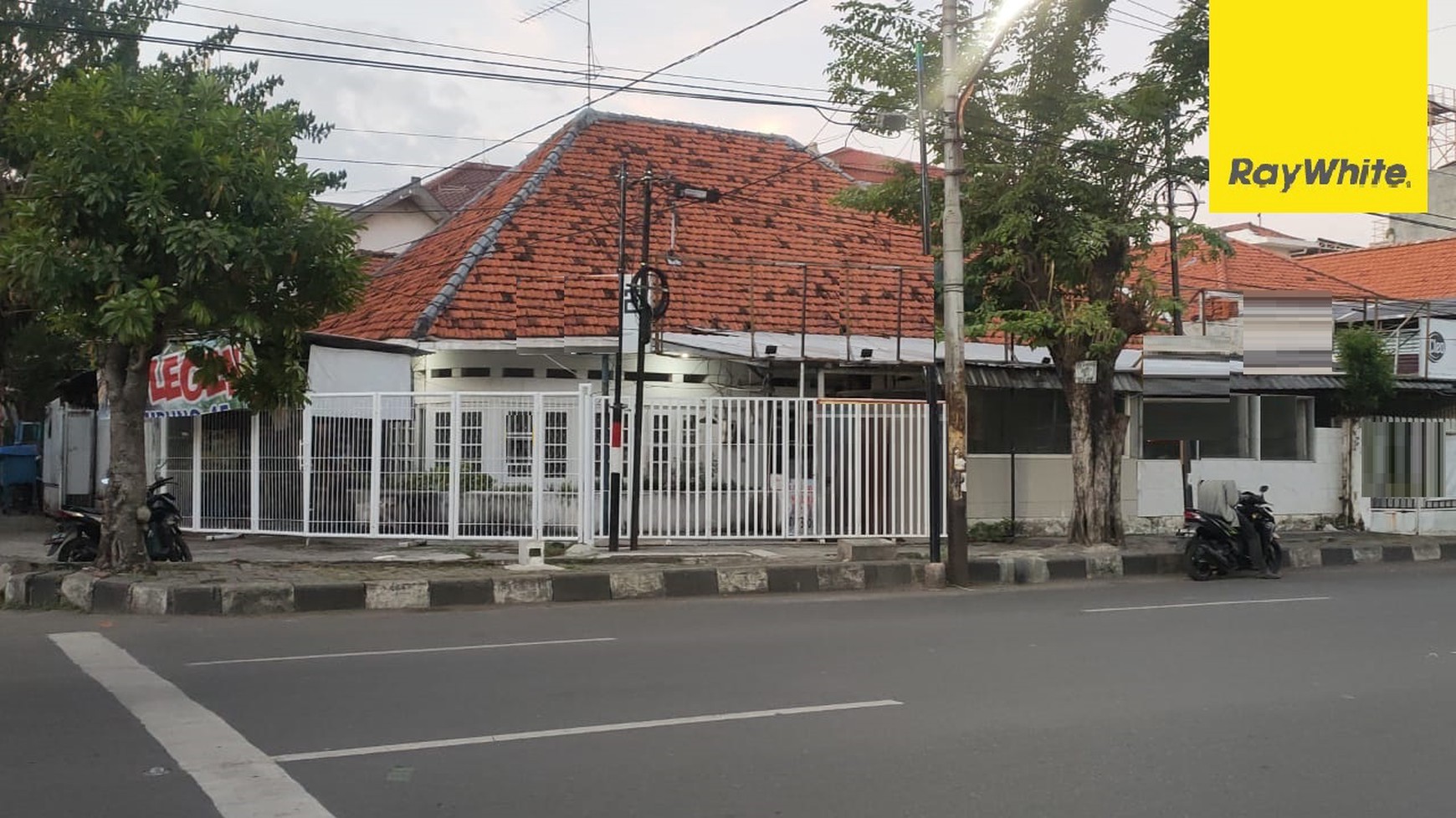 Dijual Rumah di Nol Jalan Kapas Krampung Surabaya