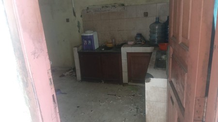 Di jual cepat rumah 2 lantai di jalan duri raya Kebun Jeruk Jakarta Barat